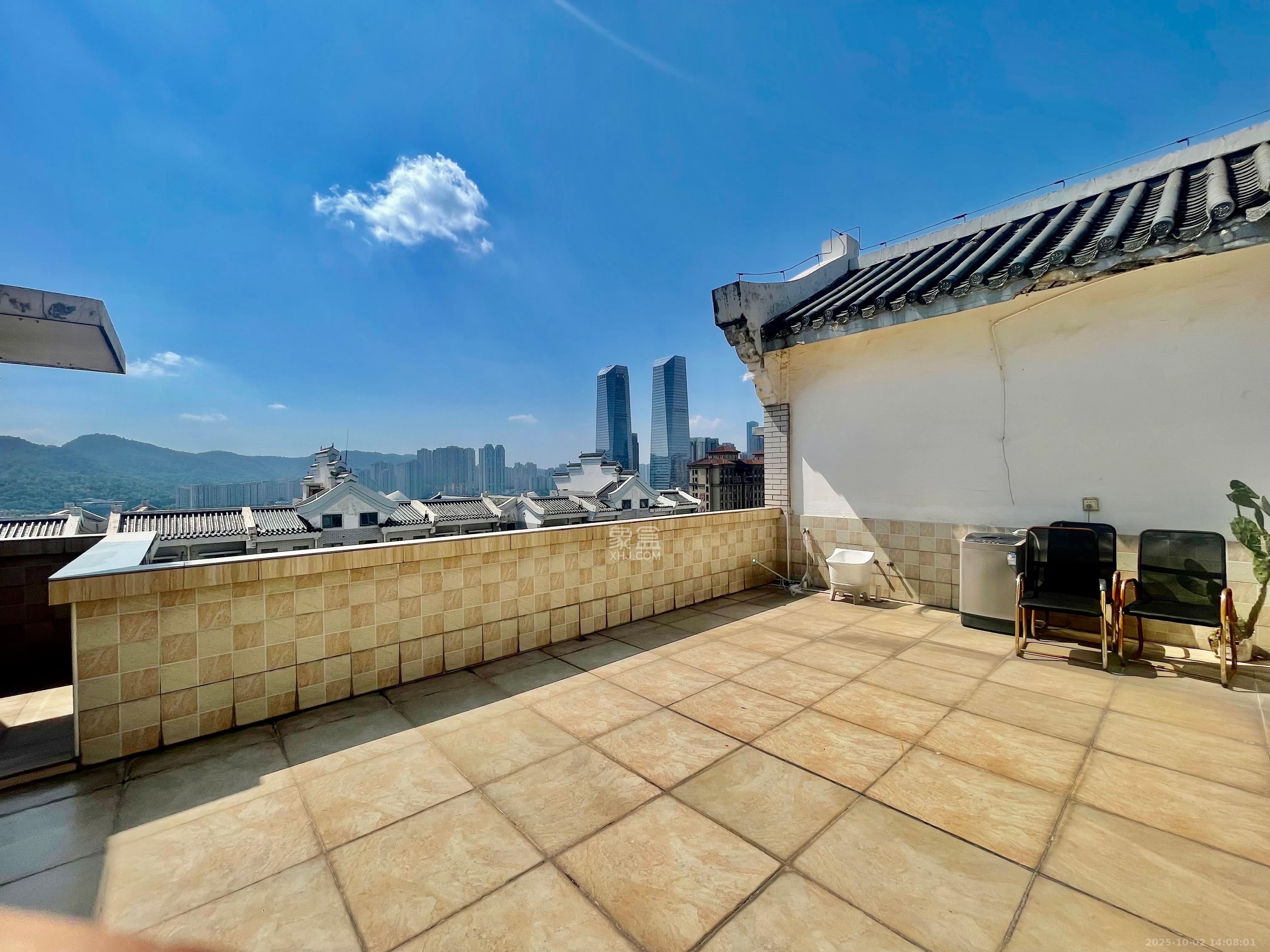 麓阳和景雅苑 6室2厅3卫 4800.0元/月 麓阳和景雅苑 6室2厅3卫 4800.0元/月室内图