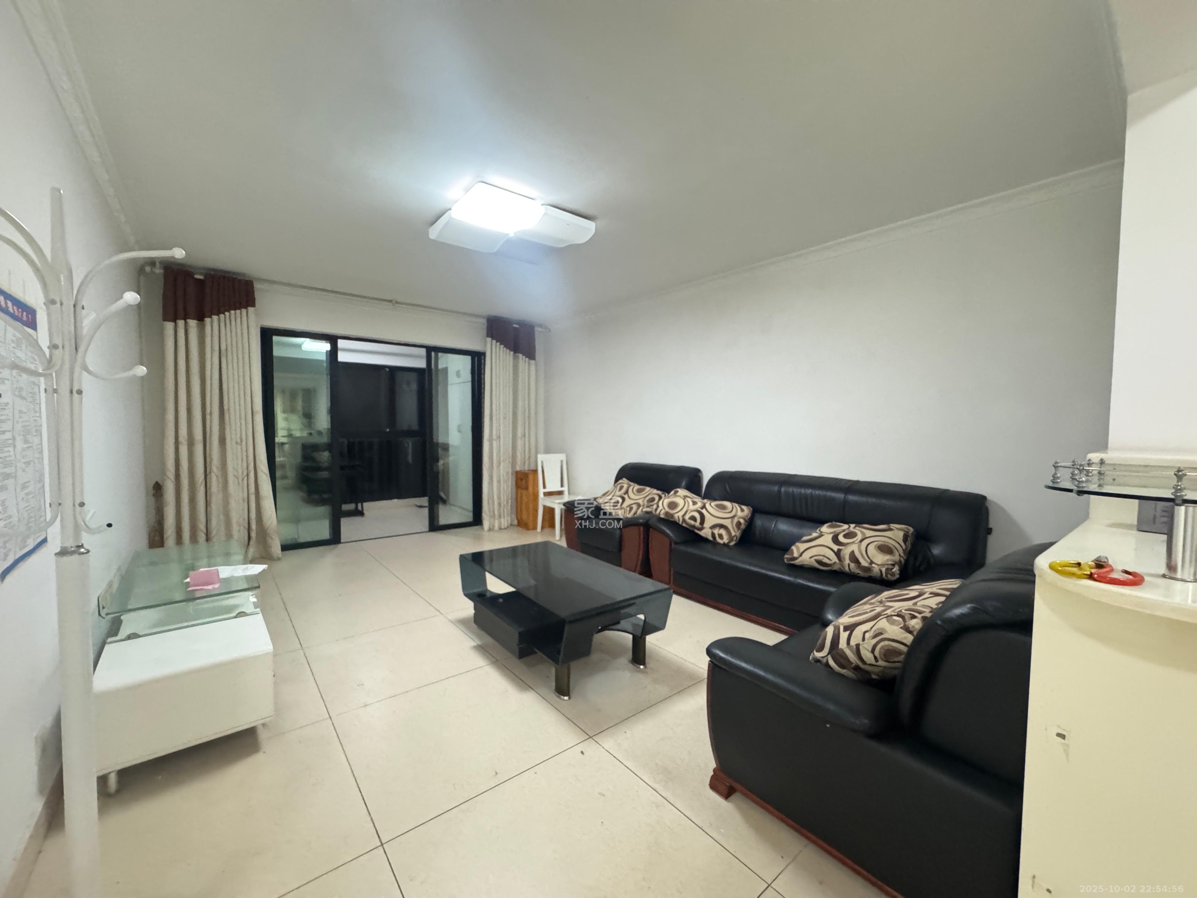 三江花中城  1室0厅0卫    2000.0元/月室内图1