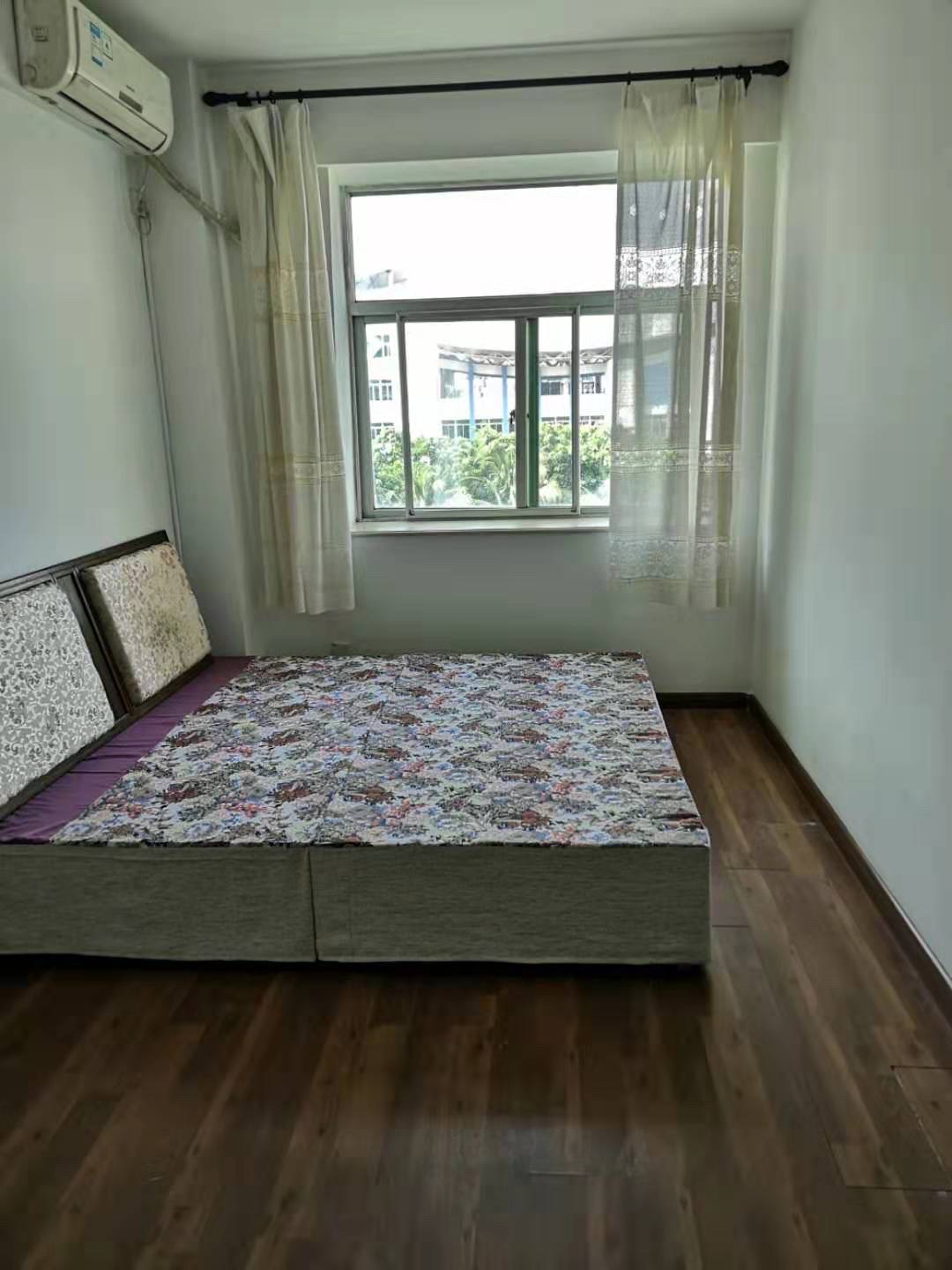 玉兰园 4室2厅2卫 2100.0元/月 玉兰园 4室2厅2卫 2100.0元/月室内图