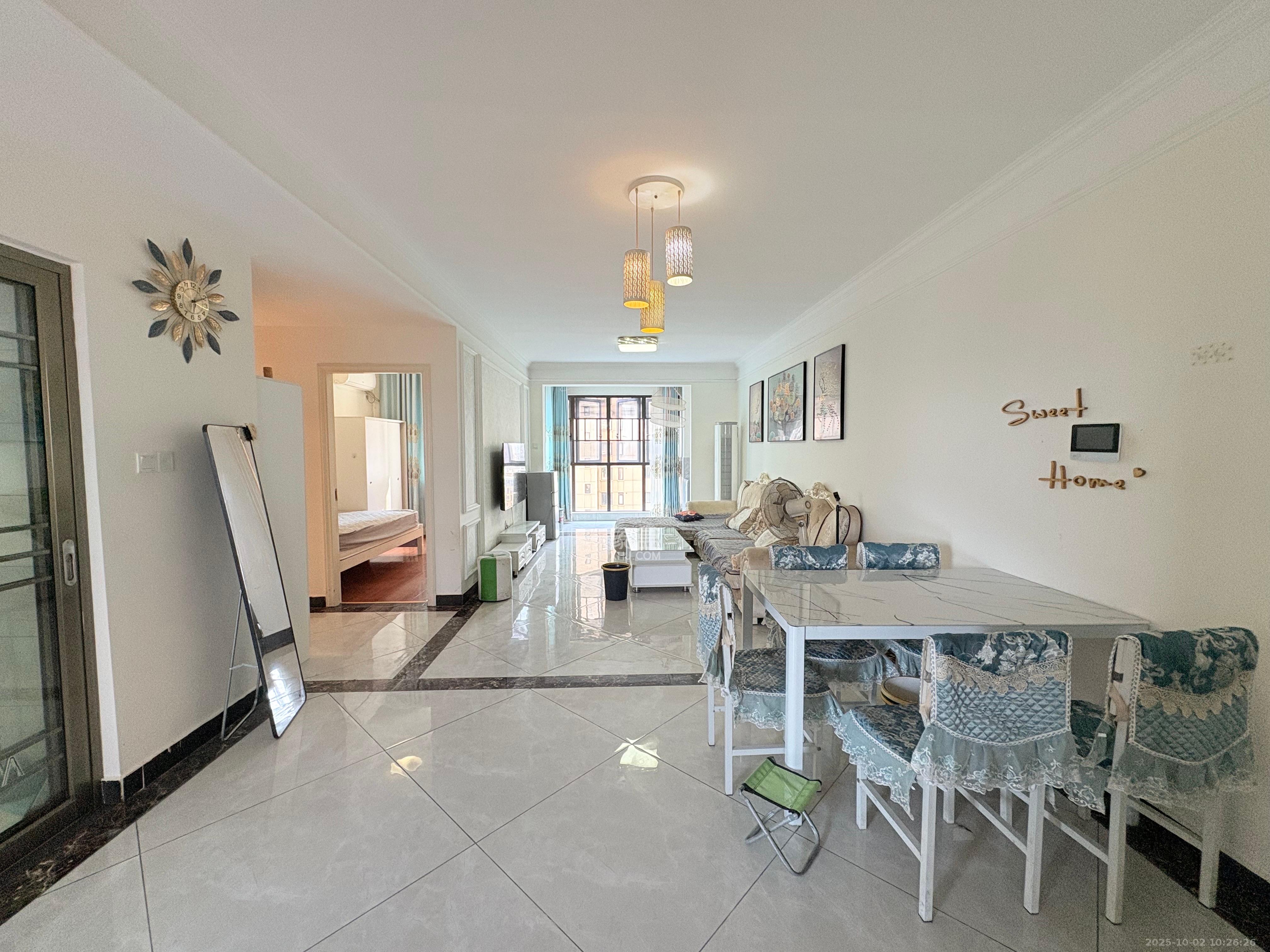 芙蓉万国城MOMA(卓越汇富苑) 4室2厅2卫 2680.0元/月 芙蓉万国城MOMA(卓越汇富苑) 4室2厅2卫 2680.0元/月室内图