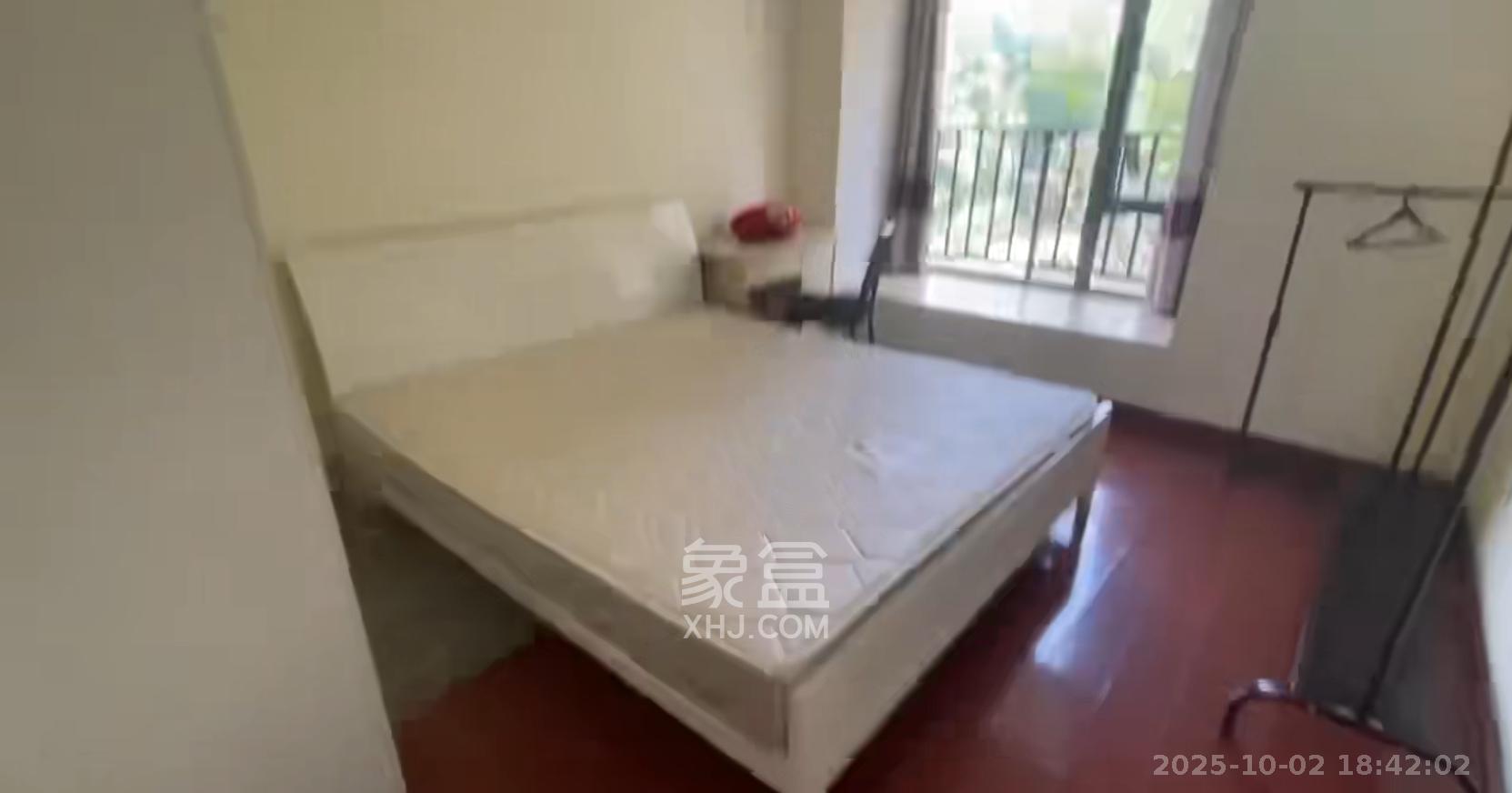 鑫远御文台一期  1室2厅1卫   2500.00元/月室内图