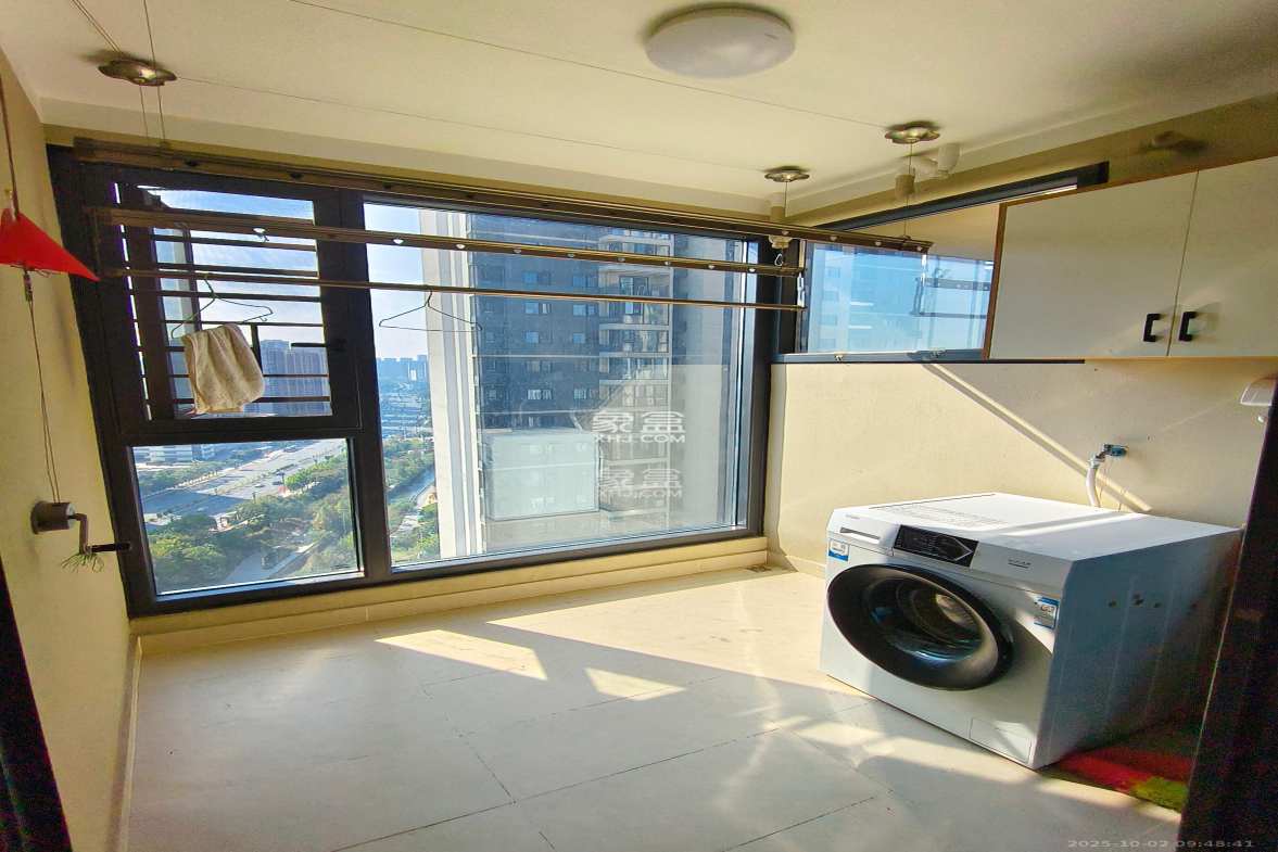 万科金色梦想C区  3室2厅1卫    3500.0元/月 万科金色梦想C区  3室2厅1卫    3500.0元/月室内图