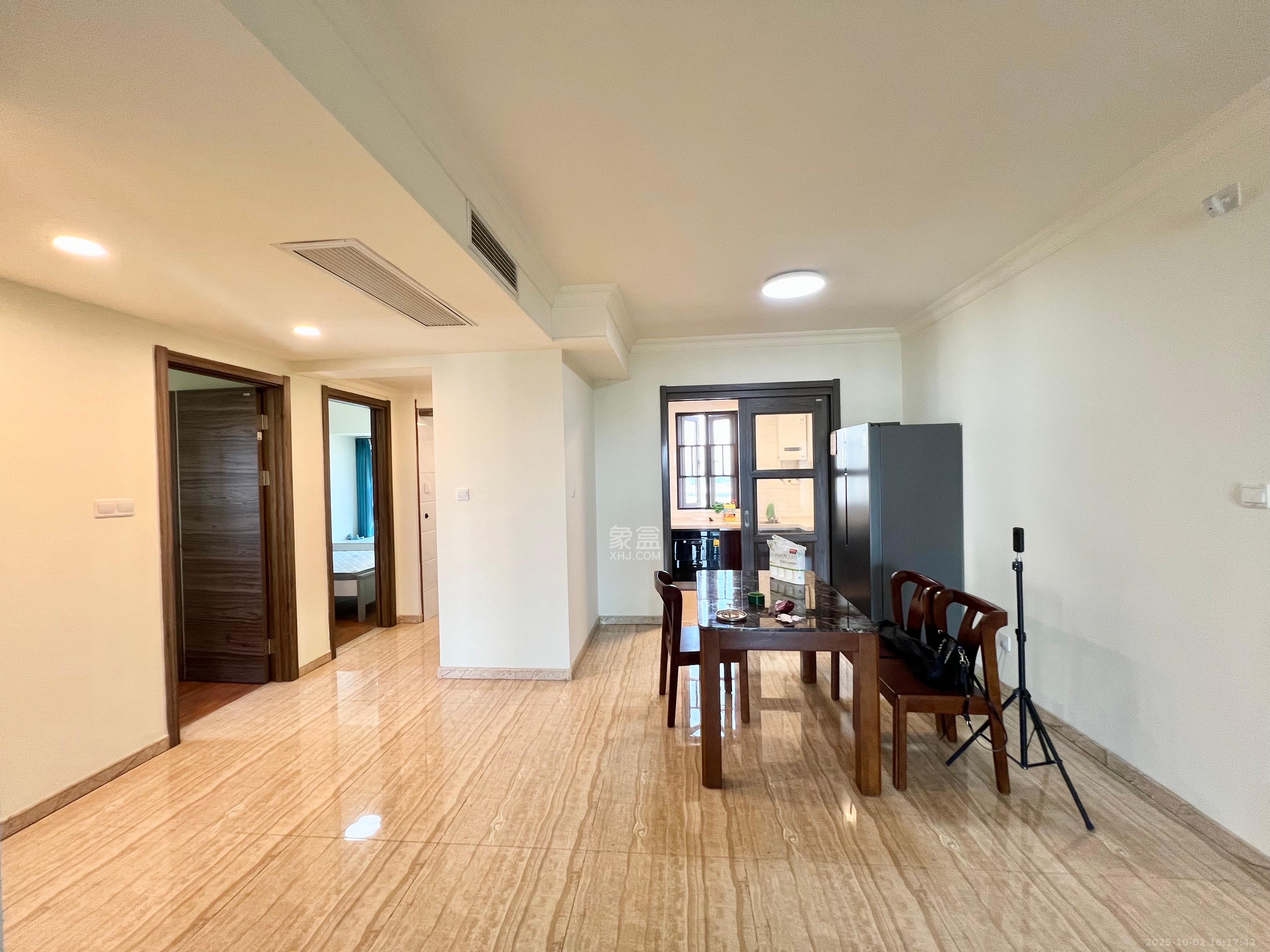 碧桂园翘楚棠 3室2厅2卫 3000.0元/月 碧桂园翘楚棠 3室2厅2卫 3000.0元/月室内图