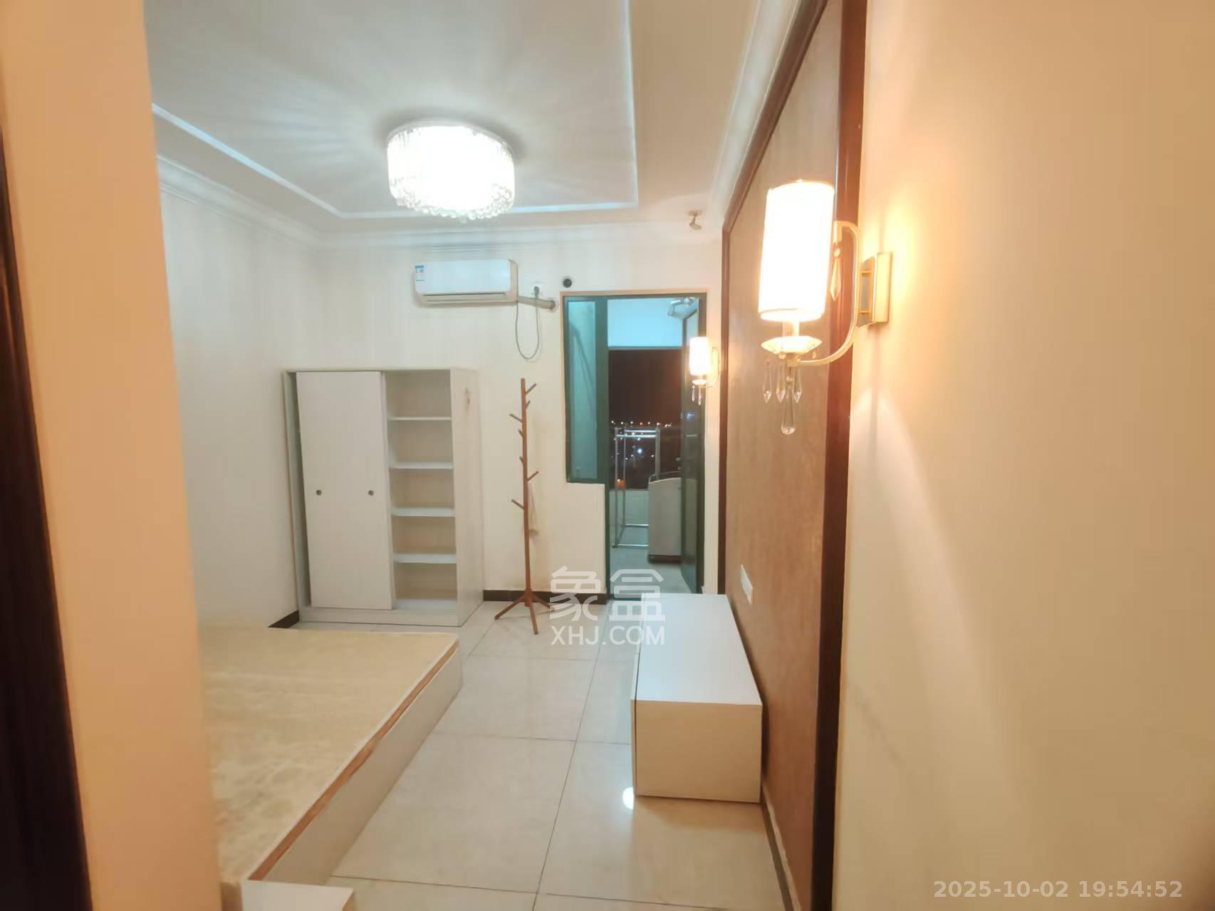 恒大翡翠华庭  1室1厅1卫    1100.0元/月室内图