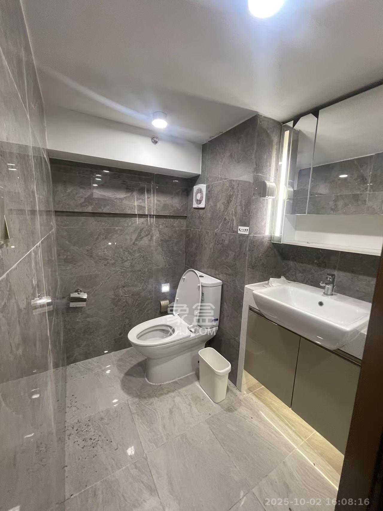 华远华时代  3室2厅2卫    3600.0元/月室内图