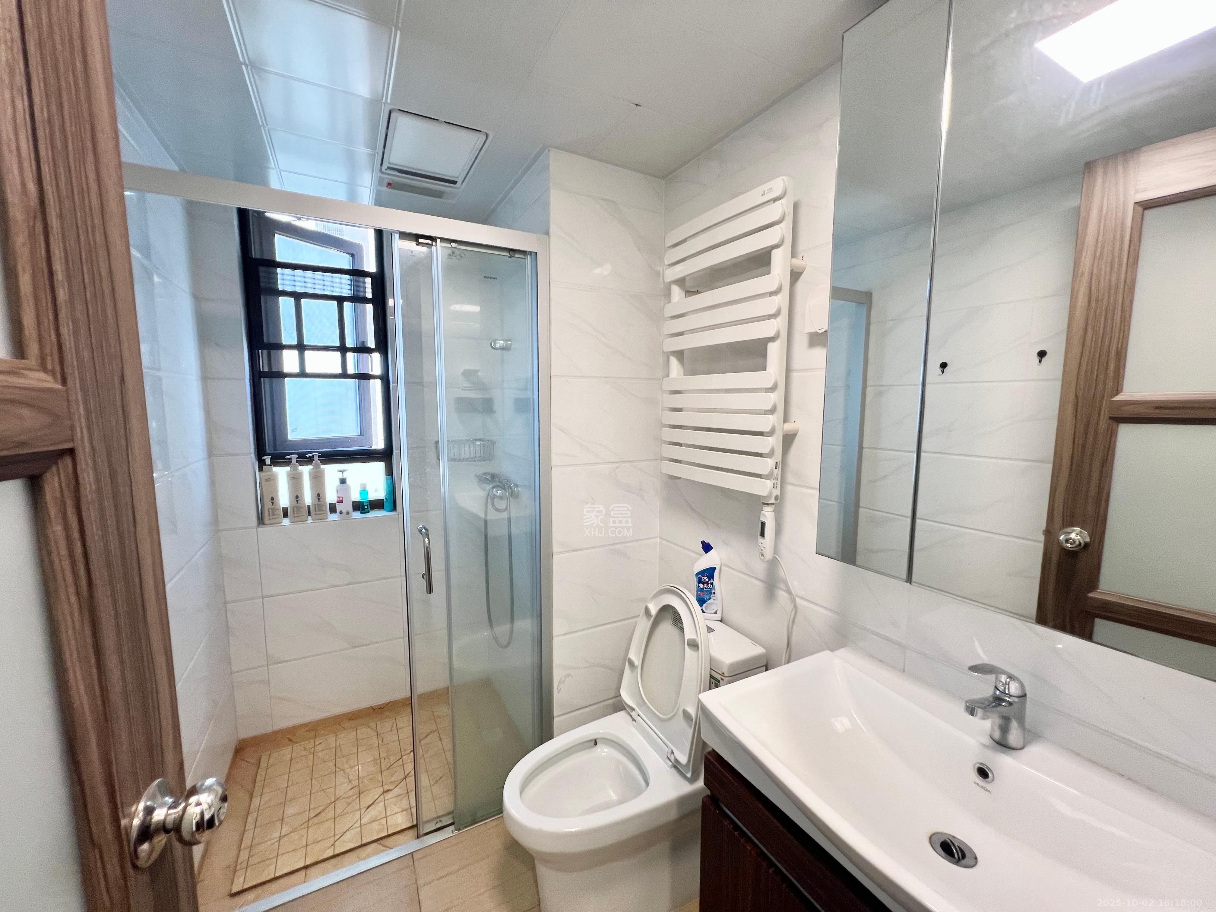 碧桂园翘楚棠 3室2厅2卫 3000.0元/月 碧桂园翘楚棠 3室2厅2卫 3000.0元/月室内图