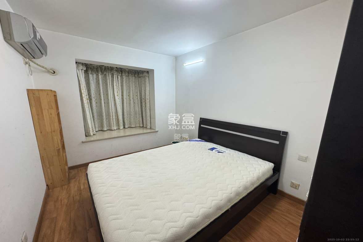 三江花中城  1室0厅0卫    2000.0元/月 三江花中城  1室0厅0卫    2000.0元/月室内图