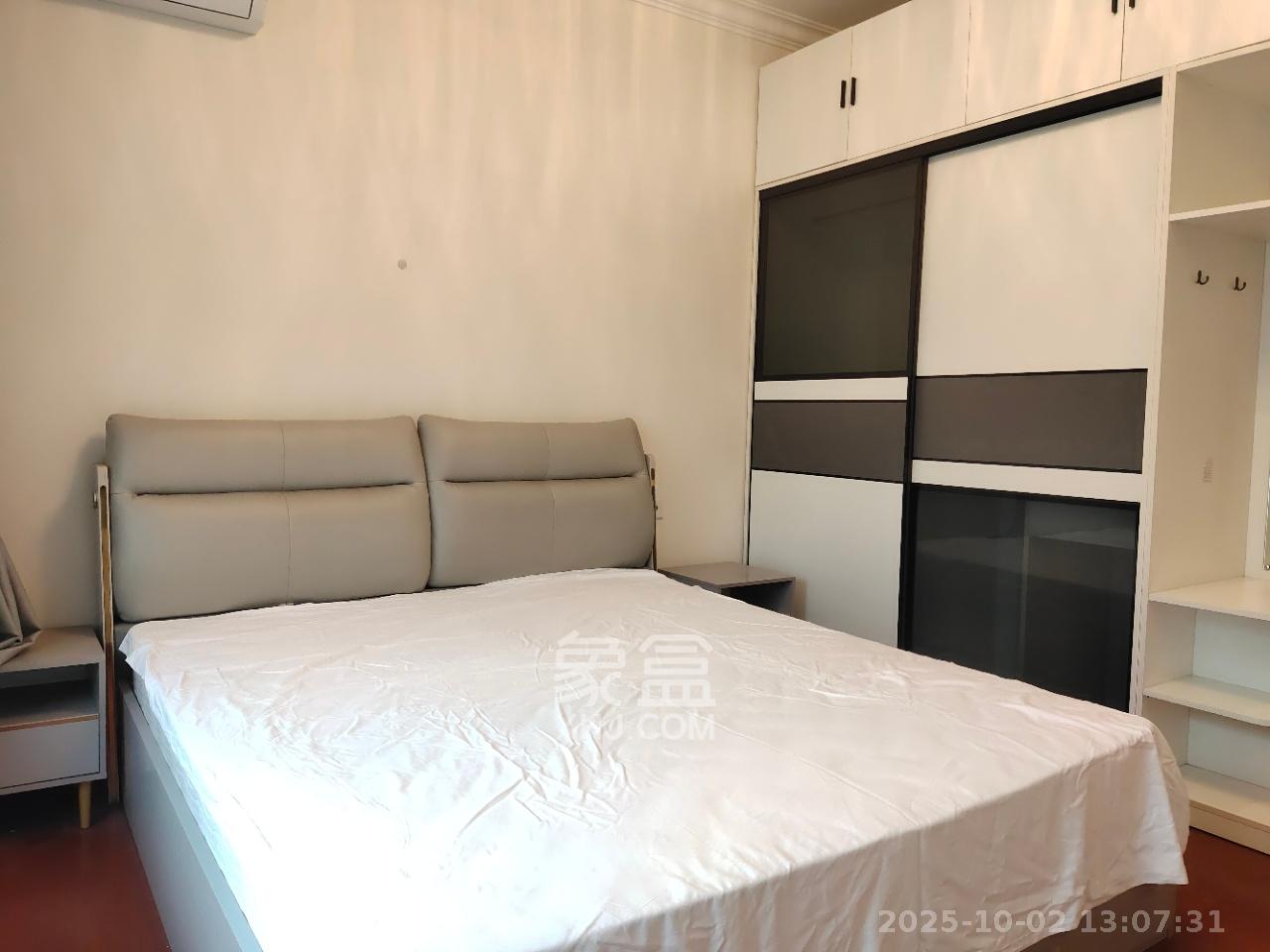 恒大雅苑  3室2厅2卫   3200.00元/月室内图