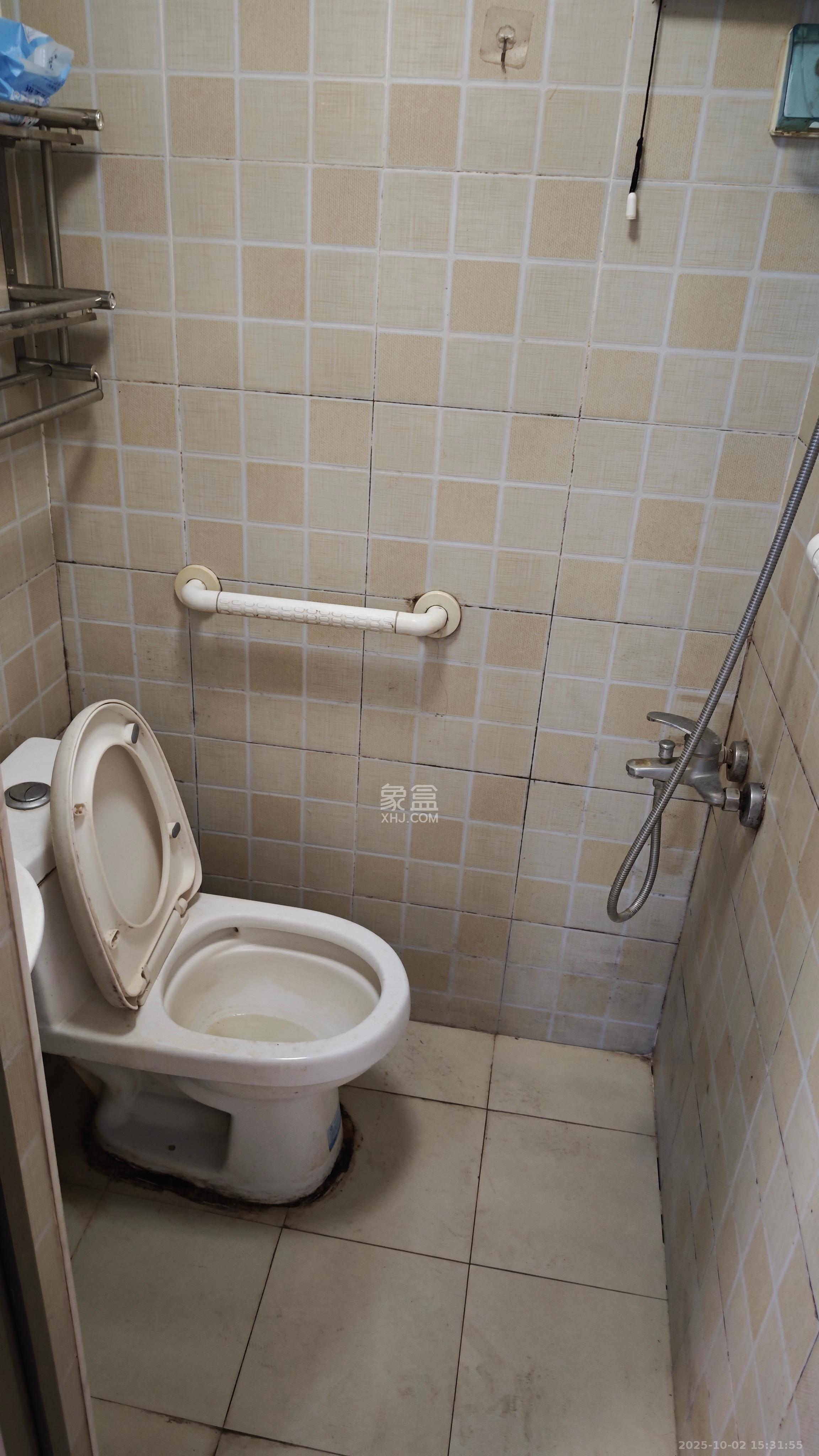 恩瑞麓山名园(龙王港小区) 1室0厅0卫 750.0元/月 恩瑞麓山名园(龙王港小区) 1室0厅0卫 750.0元/月室内图