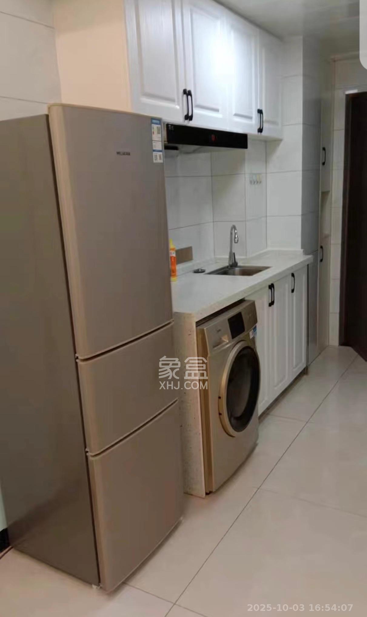 龙湖湘江星座(祺鑫星座公寓) 1室1厅1卫 1400.0元/月 龙湖湘江星座(祺鑫星座公寓) 1室1厅1卫 1400.0元/月室内图