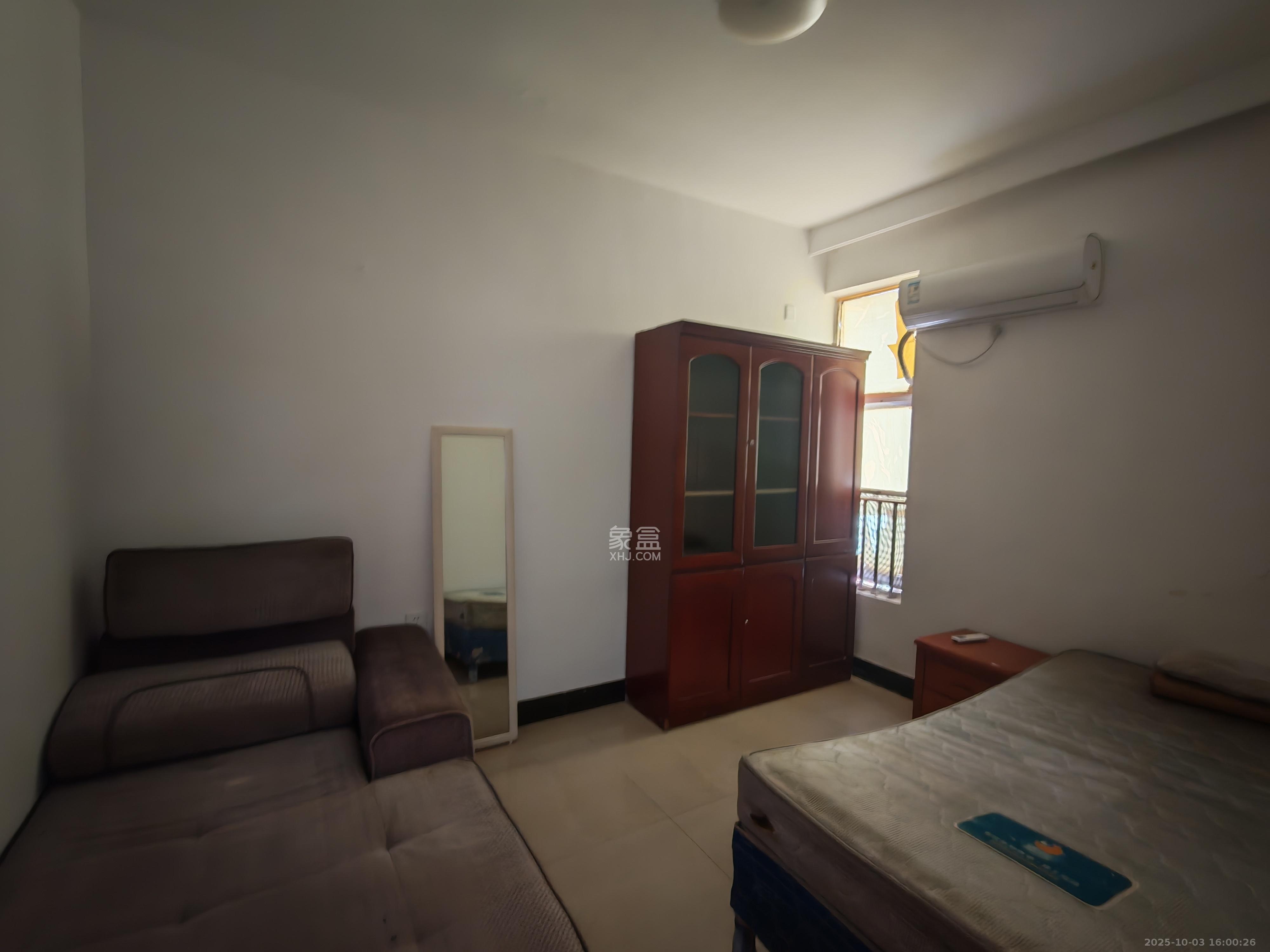 红星大市场 3室2厅1卫 1500.0元/月 红星大市场 3室2厅1卫 1500.0元/月室内图