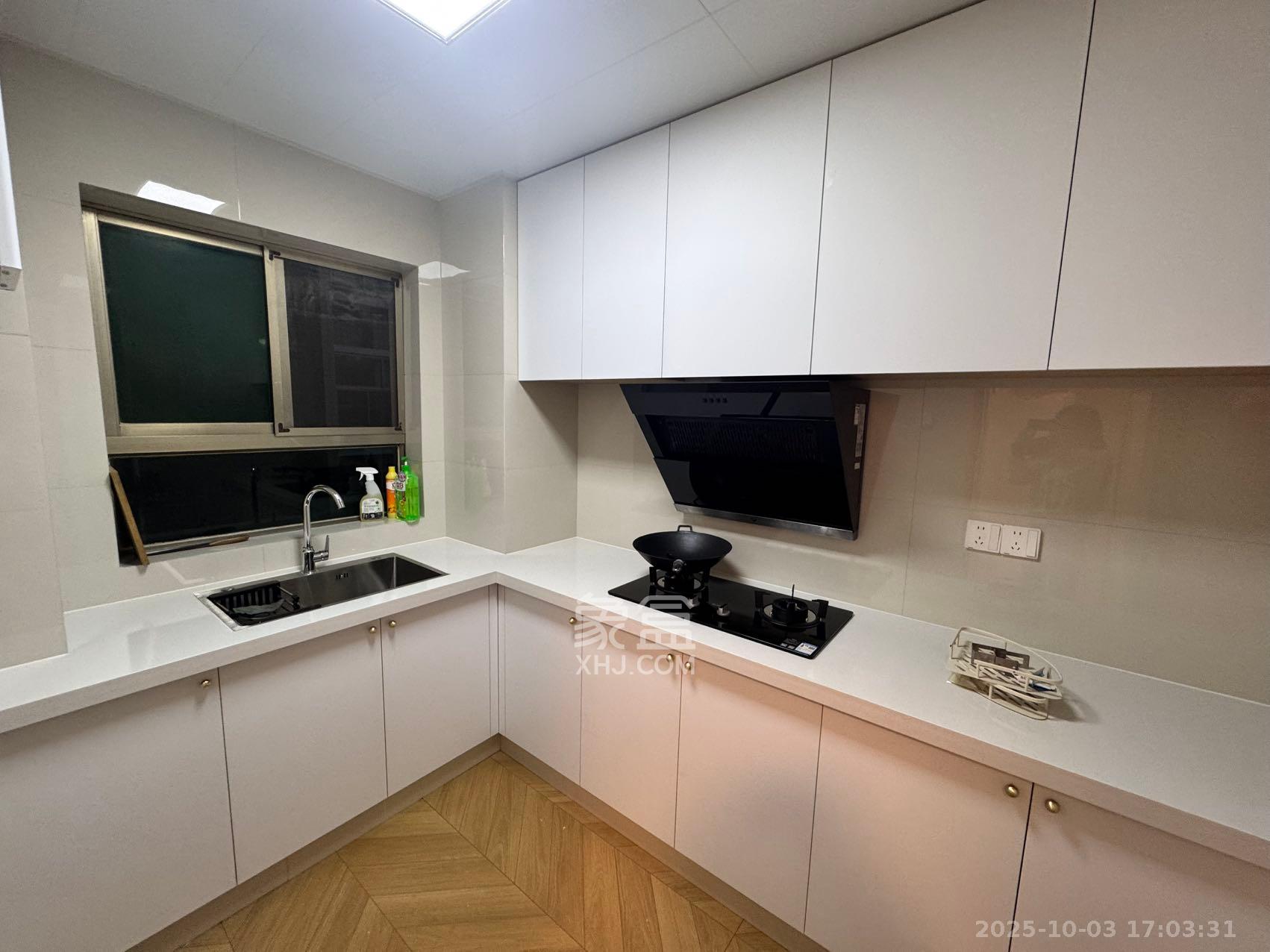 莲湖大厦 3室2厅1卫 2800.0元/月 莲湖大厦 3室2厅1卫 2800.0元/月室内图