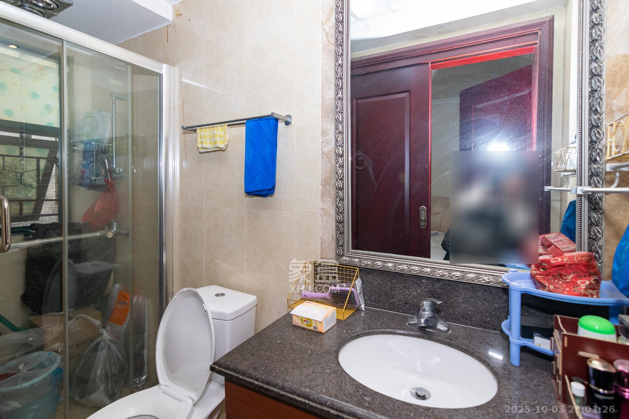 富基世纪公园 3室2厅1卫 58.8万 富基世纪公园 3室2厅1卫 58.8万卫生间