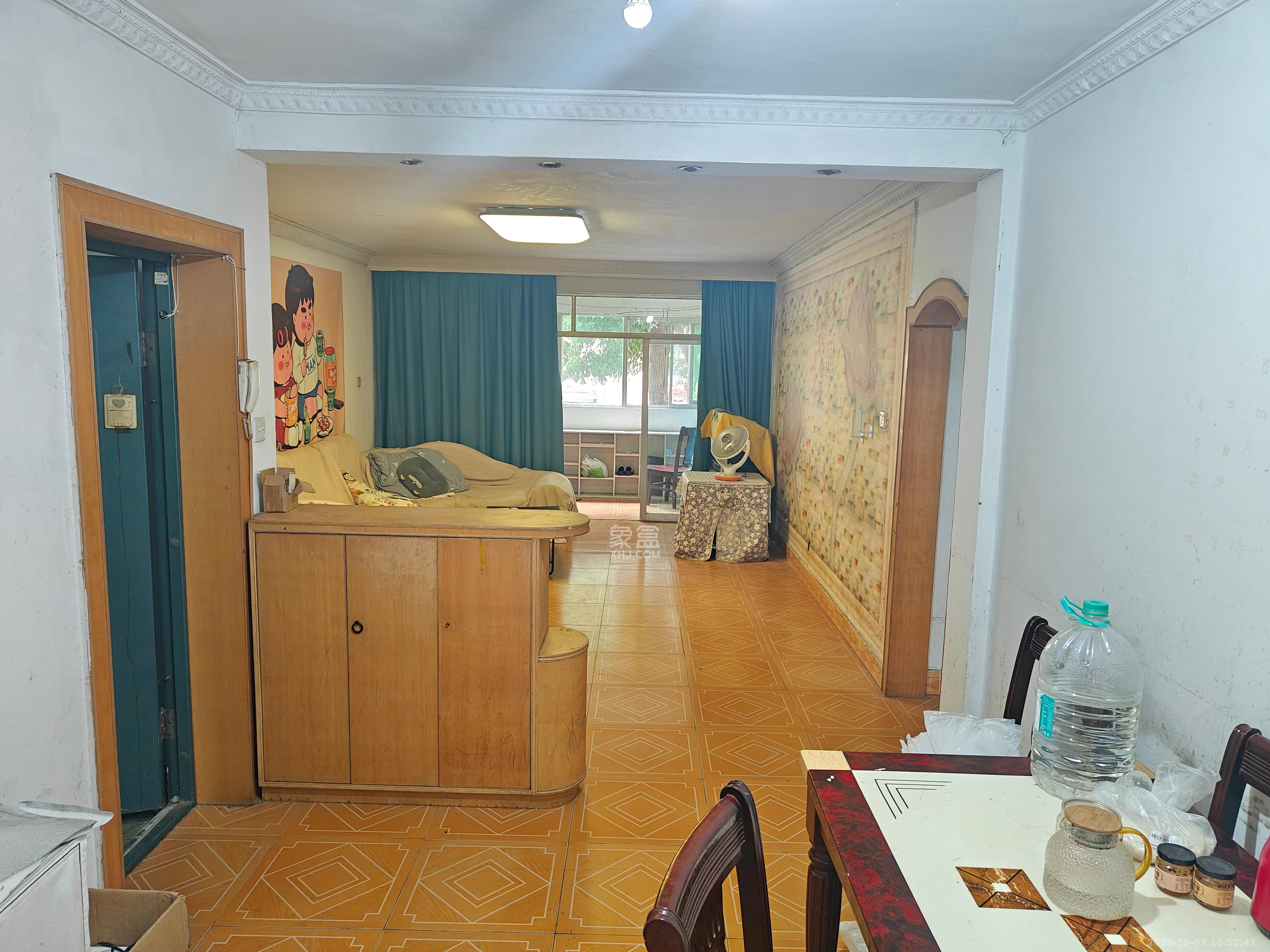 咸嘉新村嘉文苑  2室2厅1卫    1900.0元/月室内图