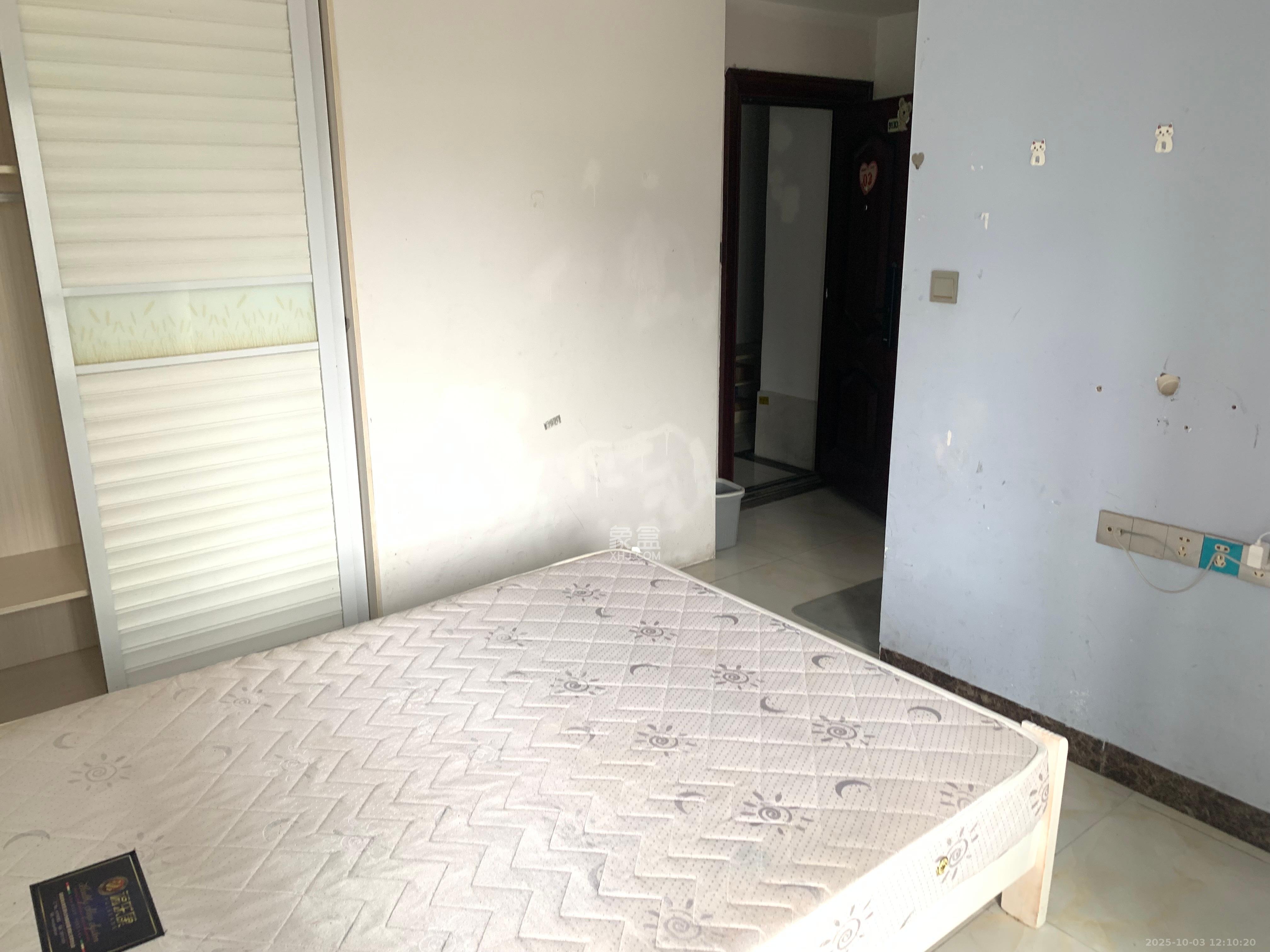 和隆花半里  1室0厅1卫    1300.0元/月室内图