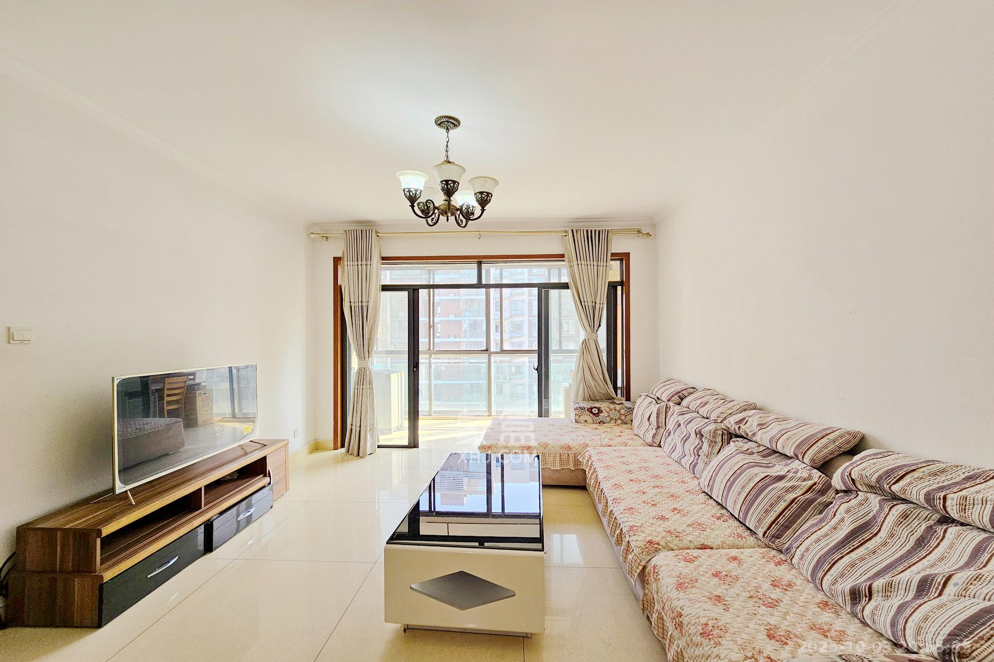 星城映象 2室2厅1卫 78.0万 星城映象 2室2厅1卫 78.0万客厅