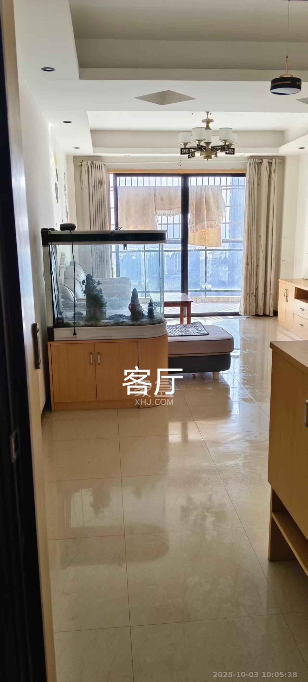 康斯丹郡（融程领秀佳园）  3室2厅1卫    2200.0元/月