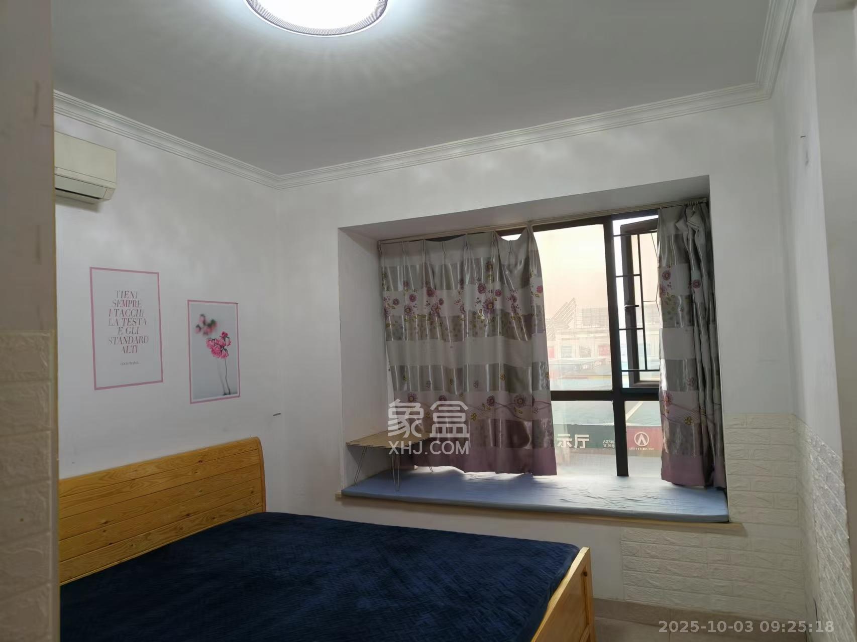 东岸梅园小区  2室2厅1卫    1800.0元/月室内图