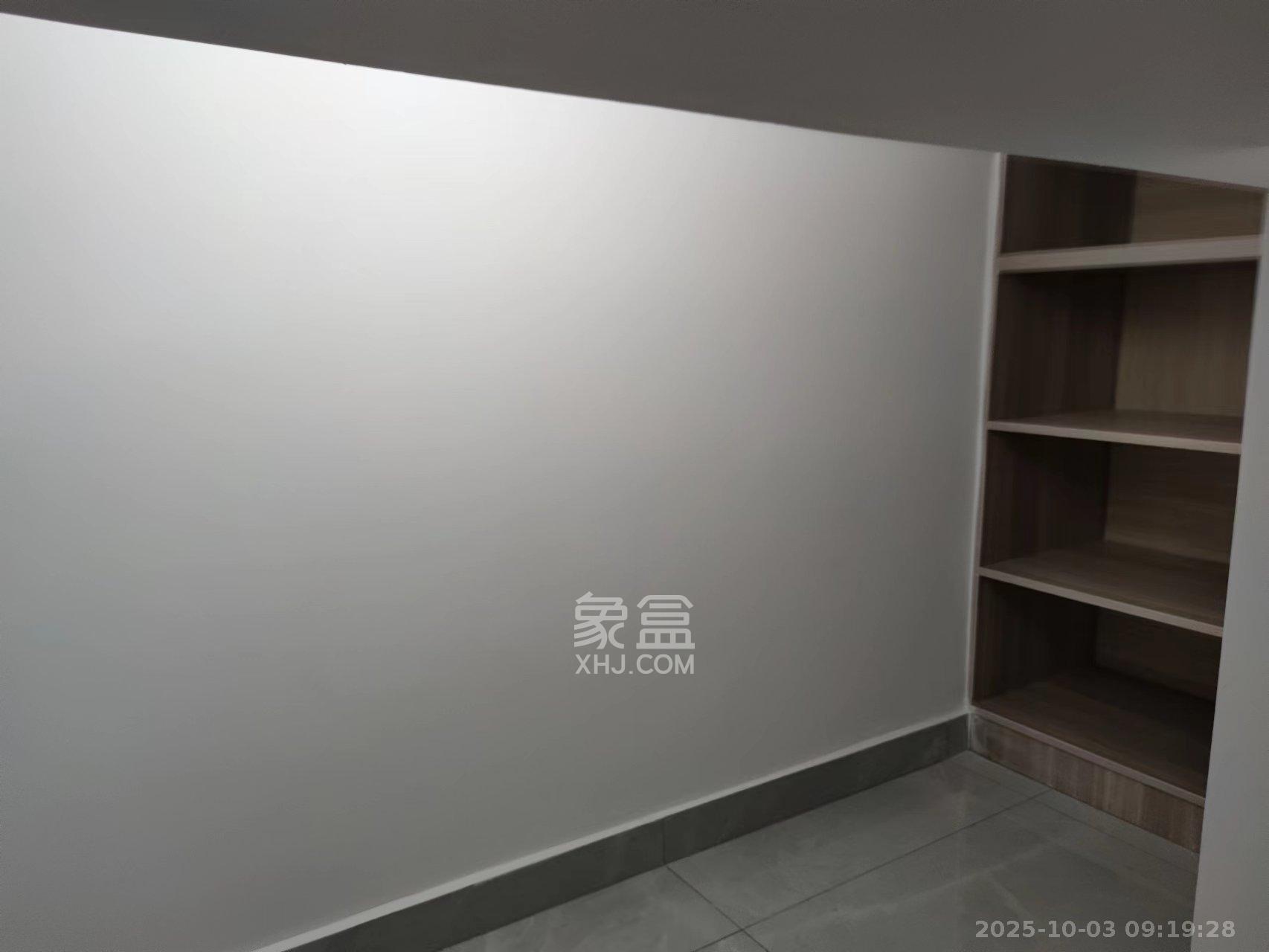 龙湖湘江星座（祺鑫星座公寓）  1室1厅1卫    1300.0元/月室内图