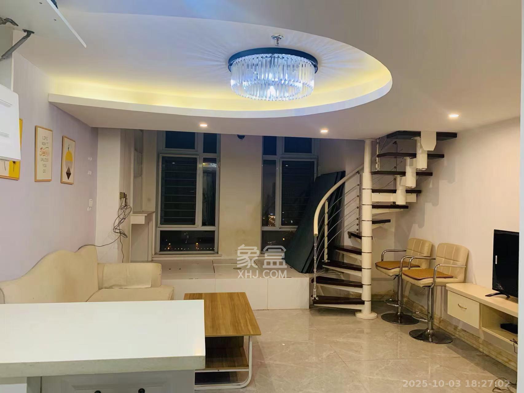 MOMA当代广场  1室1厅1卫    1500.0元/月 MOMA当代广场  1室1厅1卫    1500.0元/月