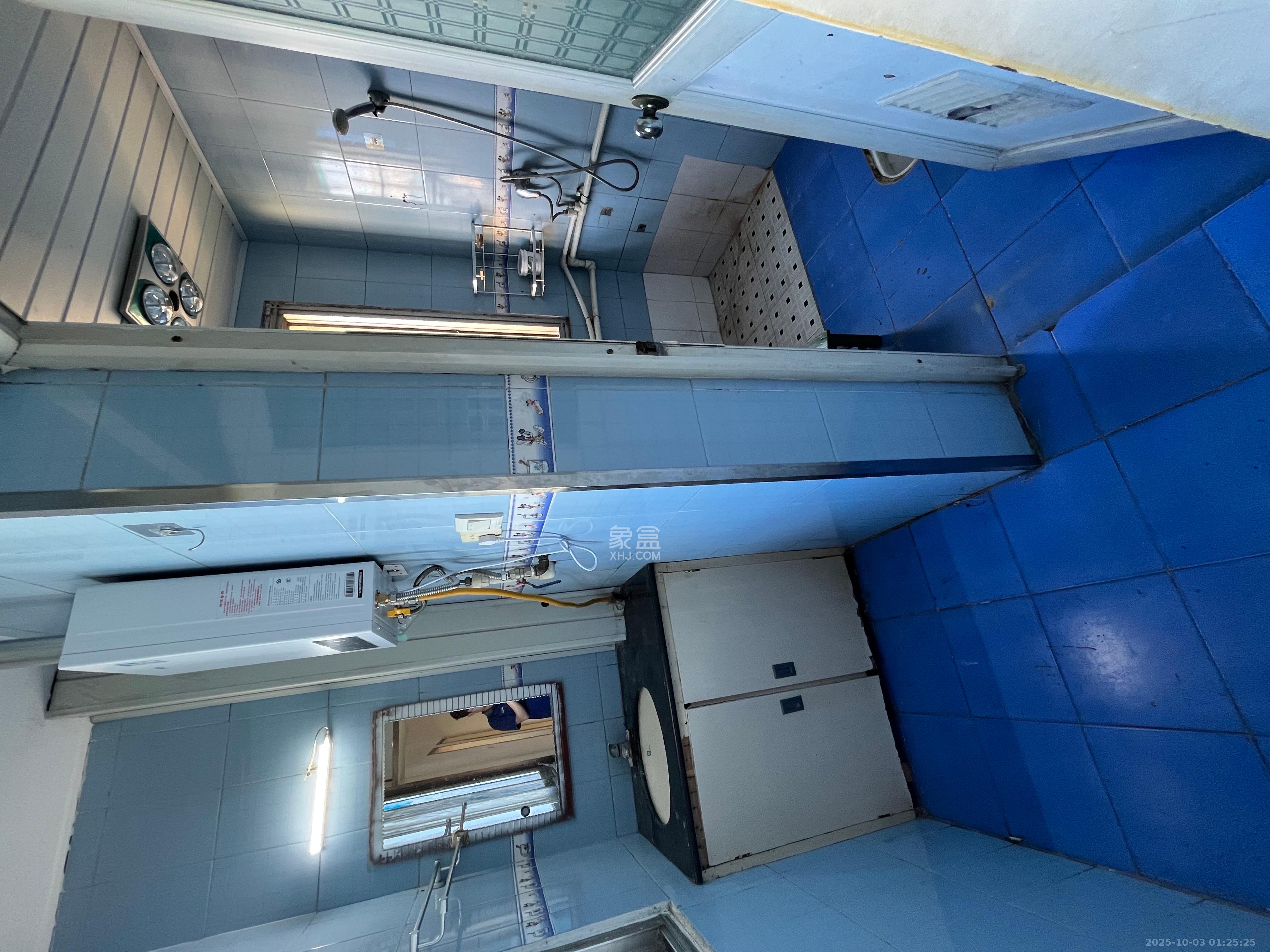 荷花园市直教师村(长沙市教育局直属教师二村) 3室2厅1卫 2200.0元/月 荷花园市直教师村(长沙市教育局直属教师二村) 3室2厅1卫 2200.0元/月室内图