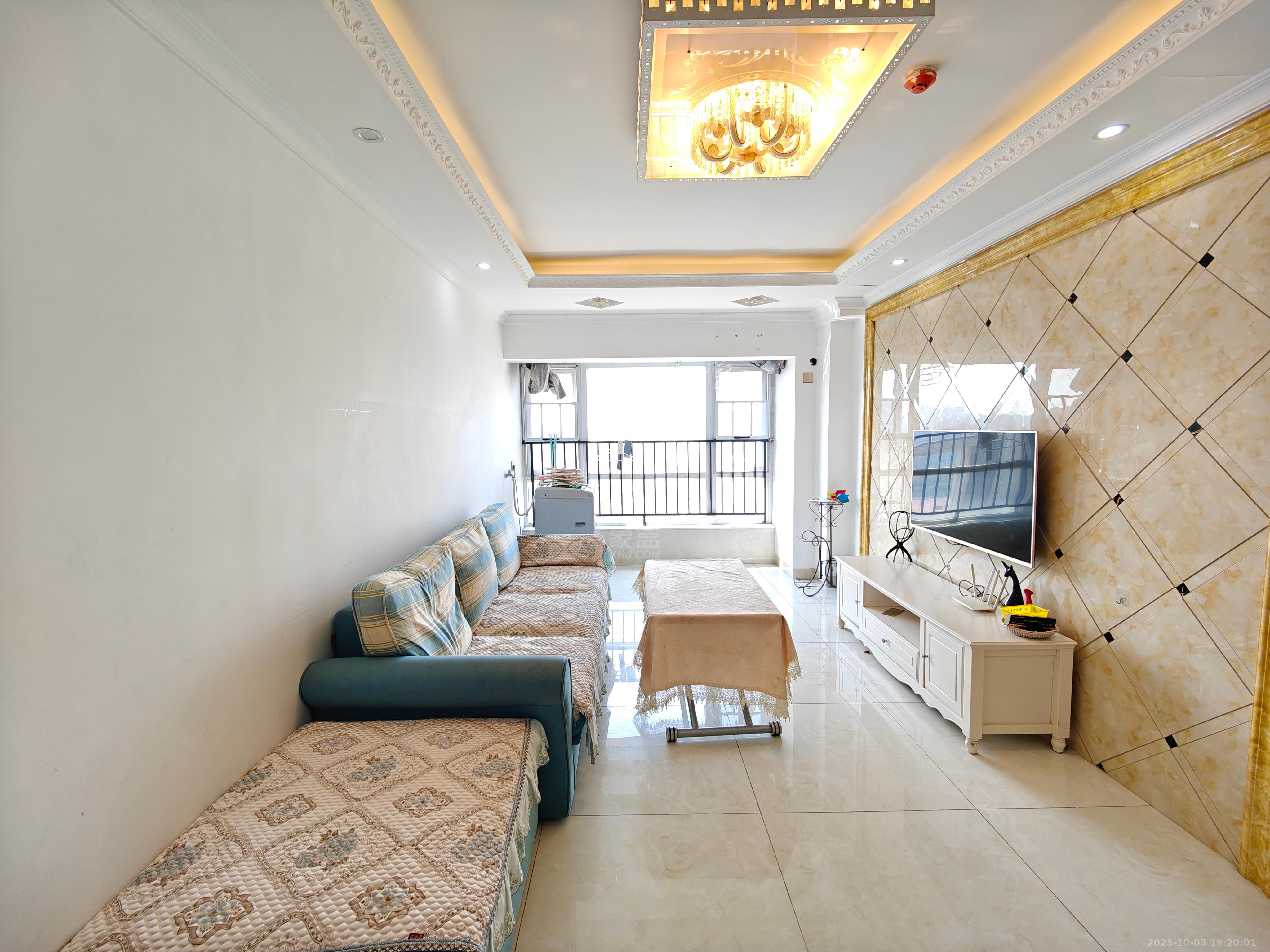 美的城三期 2室2厅1卫 1600.0元/月 美的城三期 2室2厅1卫 1600.0元/月室内图