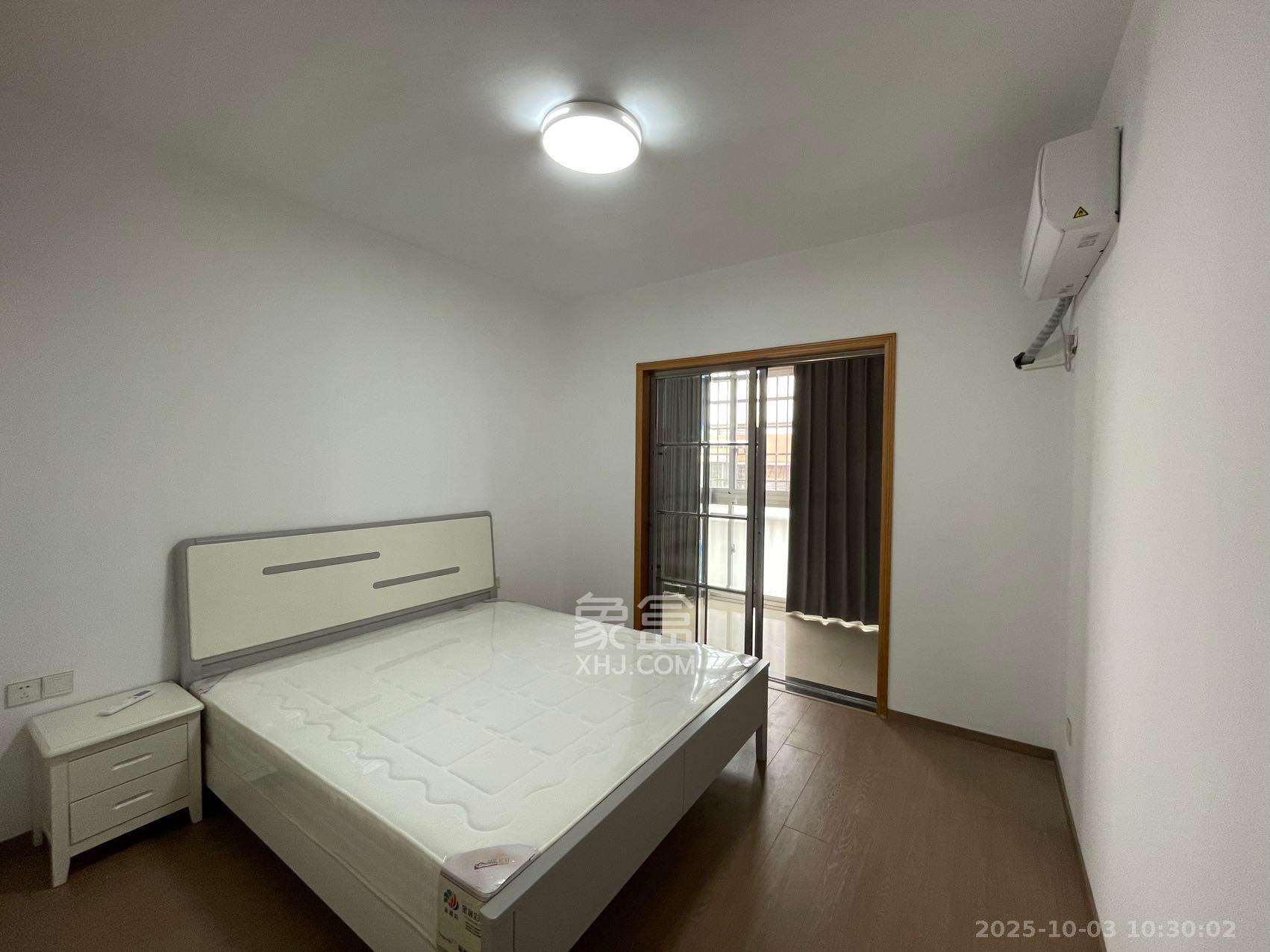 先锋新宇 3室2厅2卫 2100.0元/月 先锋新宇 3室2厅2卫 2100.0元/月室内图