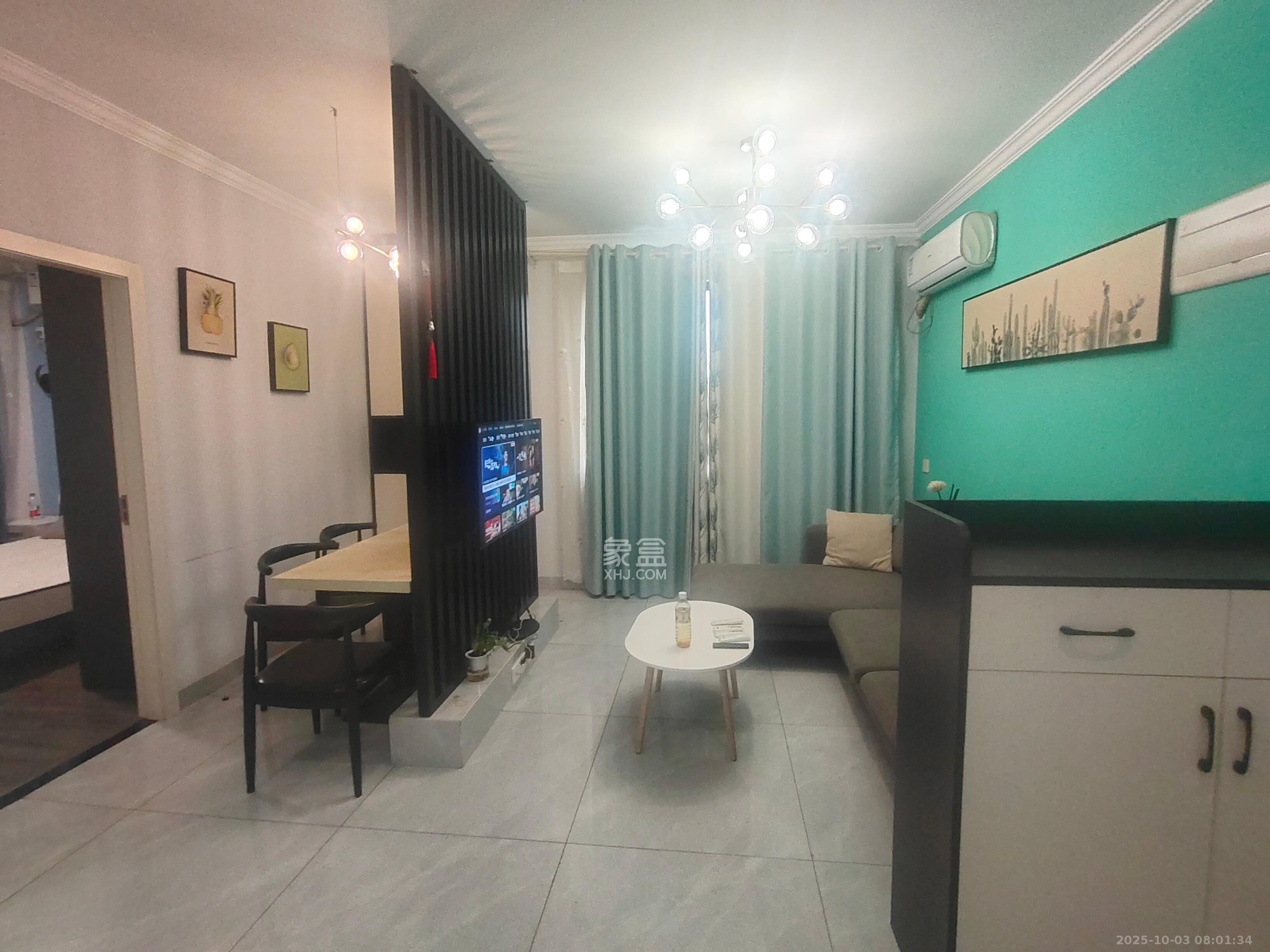 融创融公馆（融创臻苑）  2室2厅1卫    2300.0元/月室内图