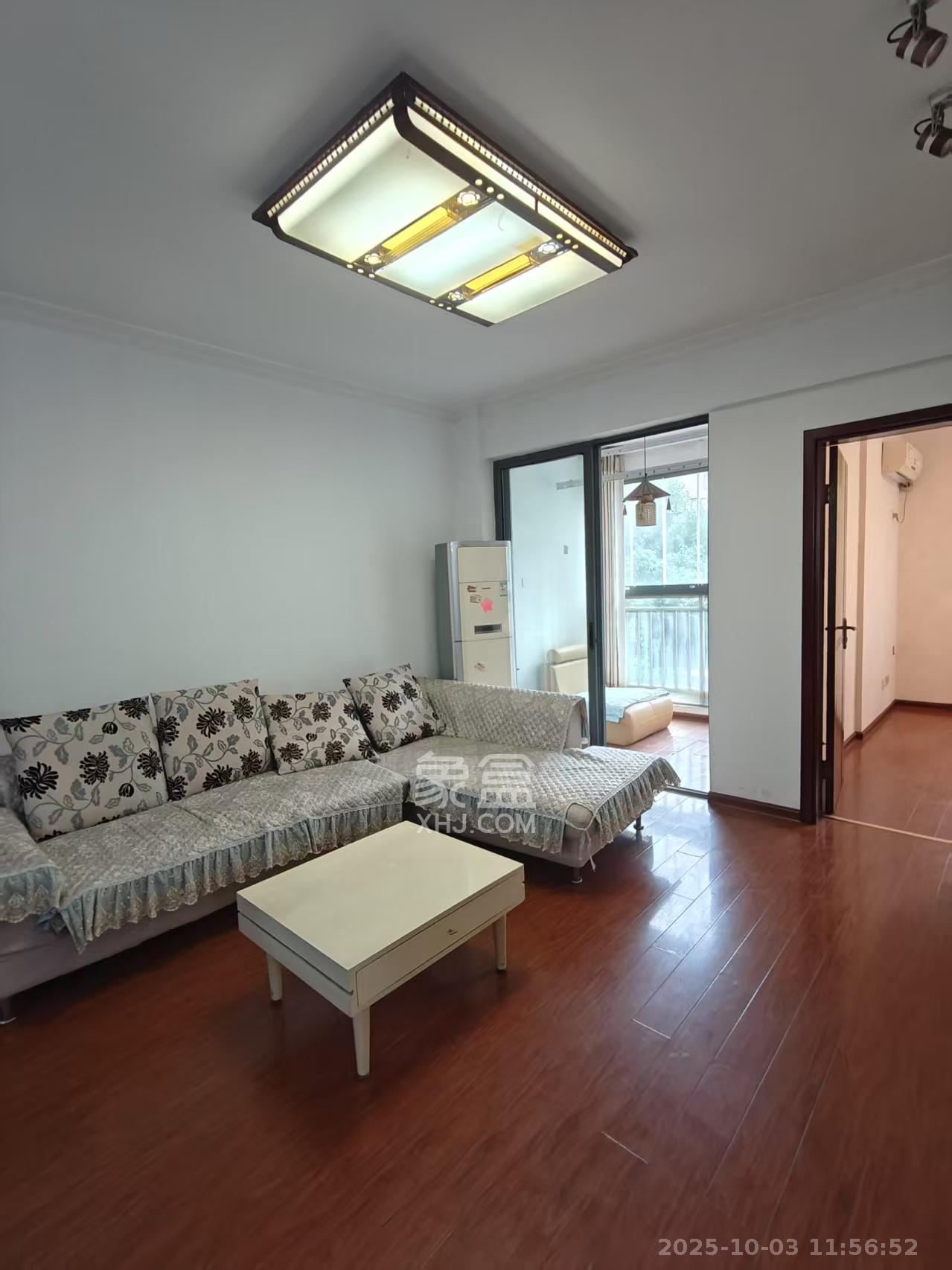 湘域中央 1室1厅1卫 3500.0元/月 湘域中央 1室1厅1卫 3500.0元/月室内图