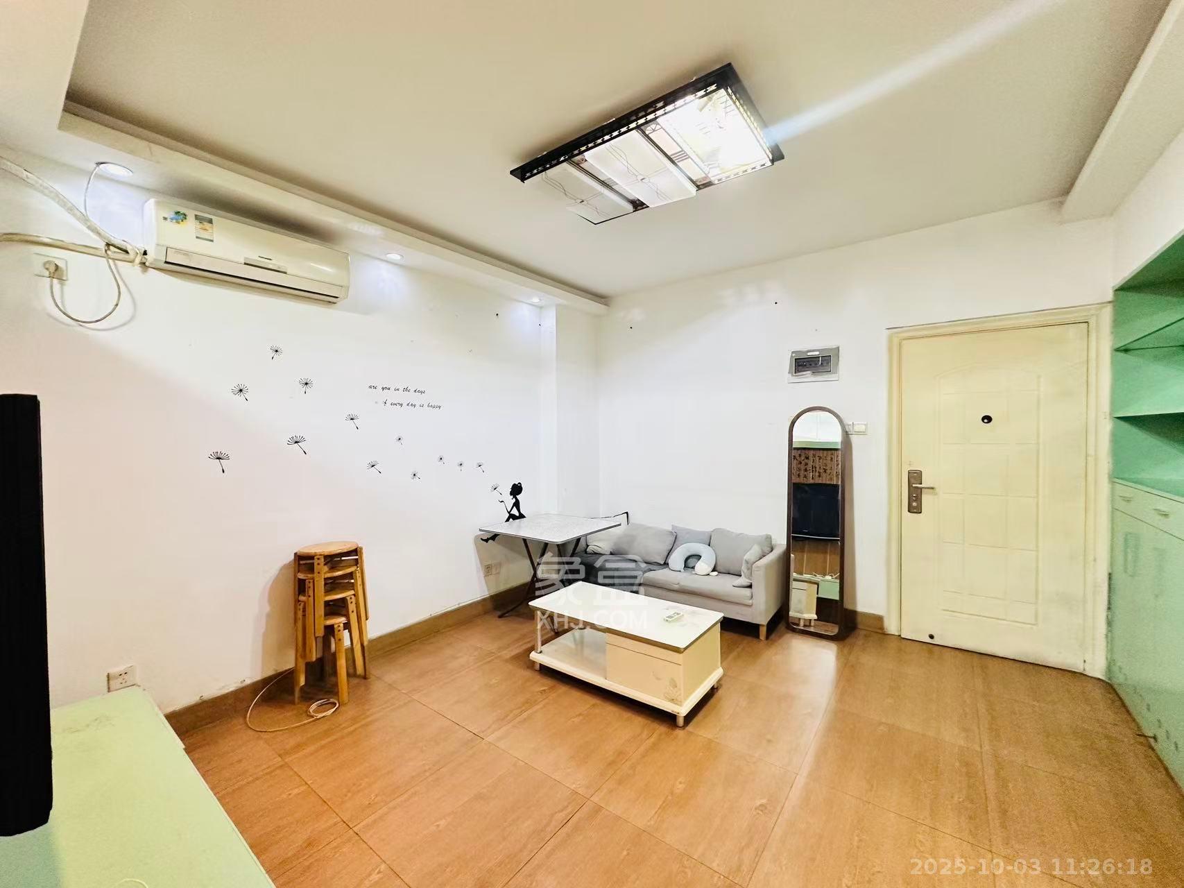 金碧文华  1室1厅1卫   1800.00元/月室内图
