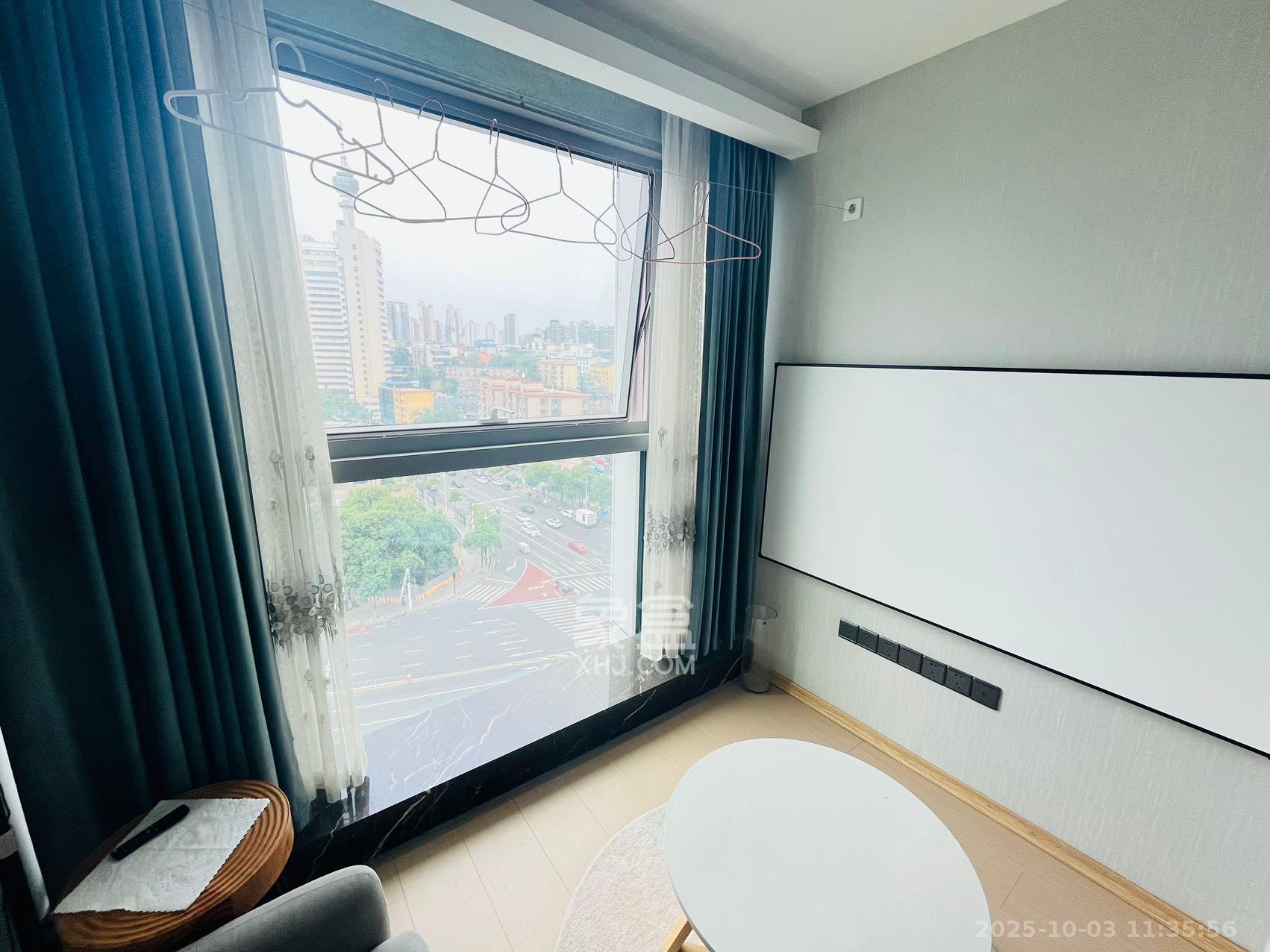 汇景发展环球中心  1室1厅1卫    1700.0元/月室内图