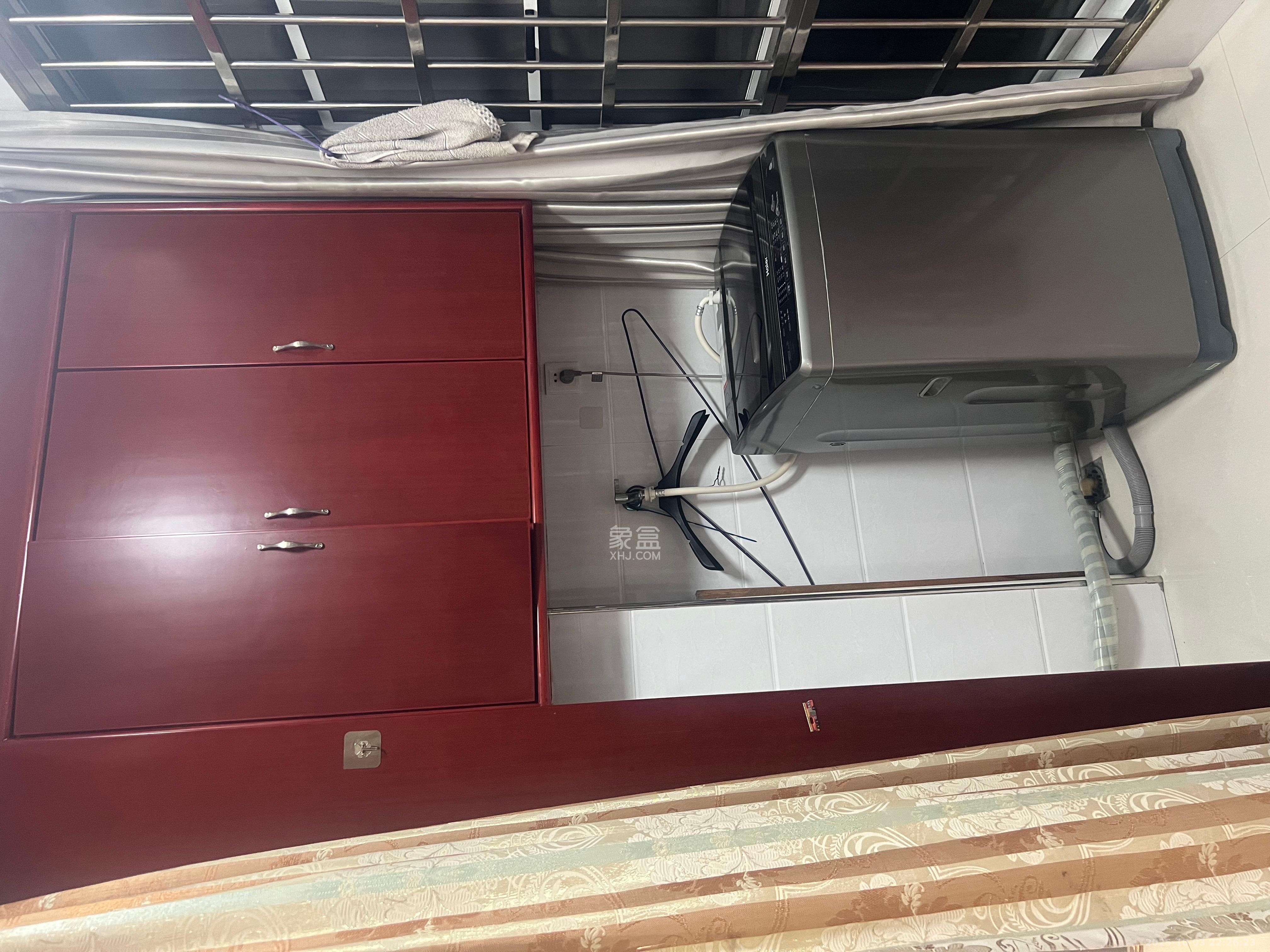 丽发新城 2室2厅1卫 1800.0元/月 丽发新城 2室2厅1卫 1800.0元/月室内图