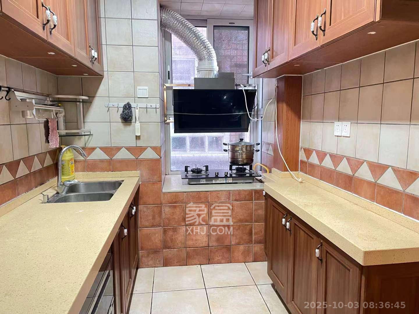 省建设厅宿舍  2室1厅2卫    2600.0元/月室内图