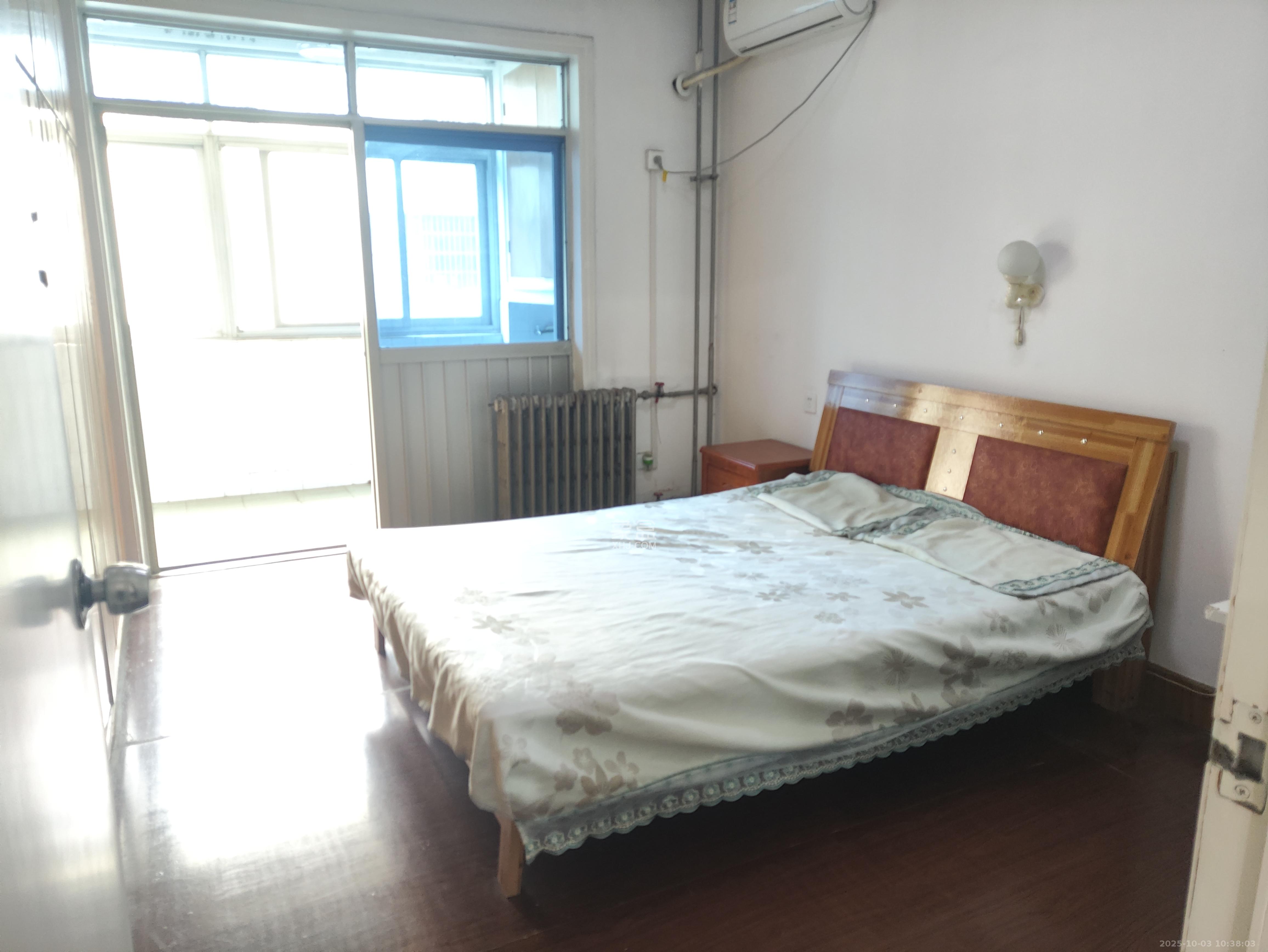 省政府机关二院 3室2厅1卫 2800.0元/月 省政府机关二院 3室2厅1卫 2800.0元/月室内图