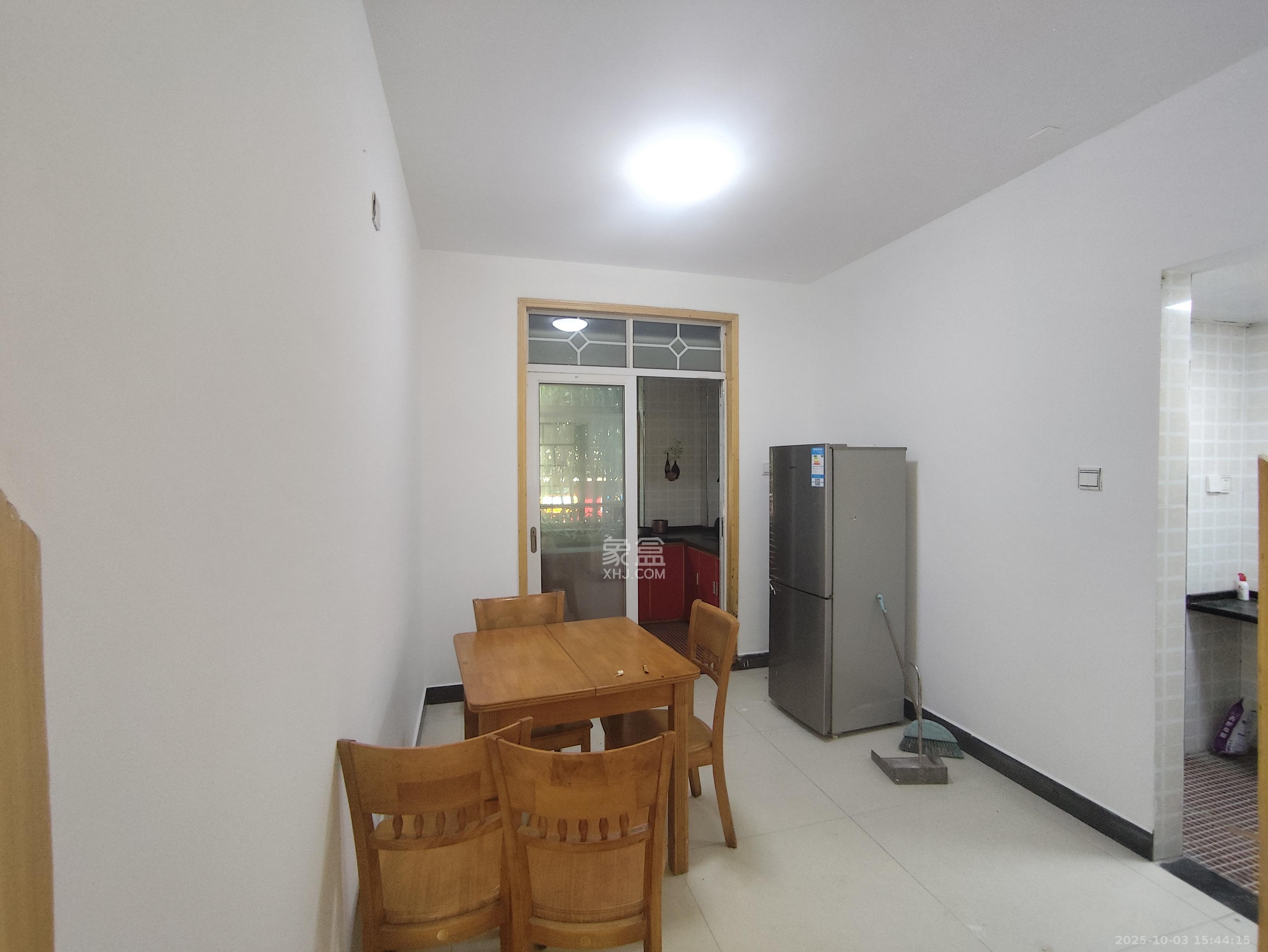 金桂小区一期 2室1厅1卫 1600.0元/月 金桂小区一期 2室1厅1卫 1600.0元/月室内图