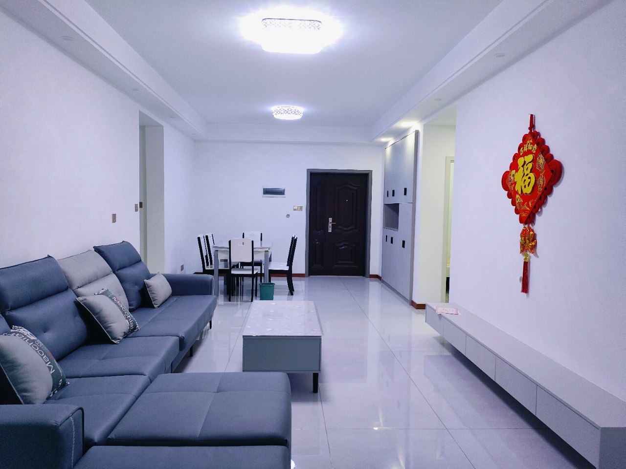 金达源  3室2厅2卫    1800.0元/月 金达源  3室2厅2卫    1800.0元/月室内图