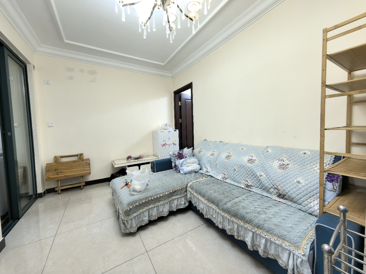 恒大绿洲 1室1厅1卫 1200.0元/月 恒大绿洲 1室1厅1卫 1200.0元/月室内图