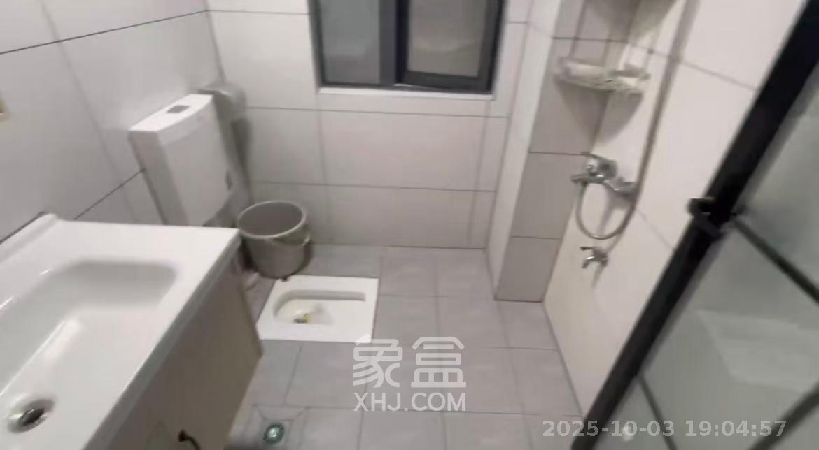 达美美立方 2室1厅1卫 2700.0元/月 达美美立方 2室1厅1卫 2700.0元/月室内图