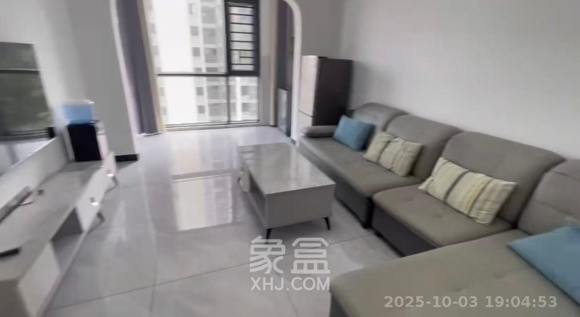 达美美立方  2室1厅1卫    2700.0元/月