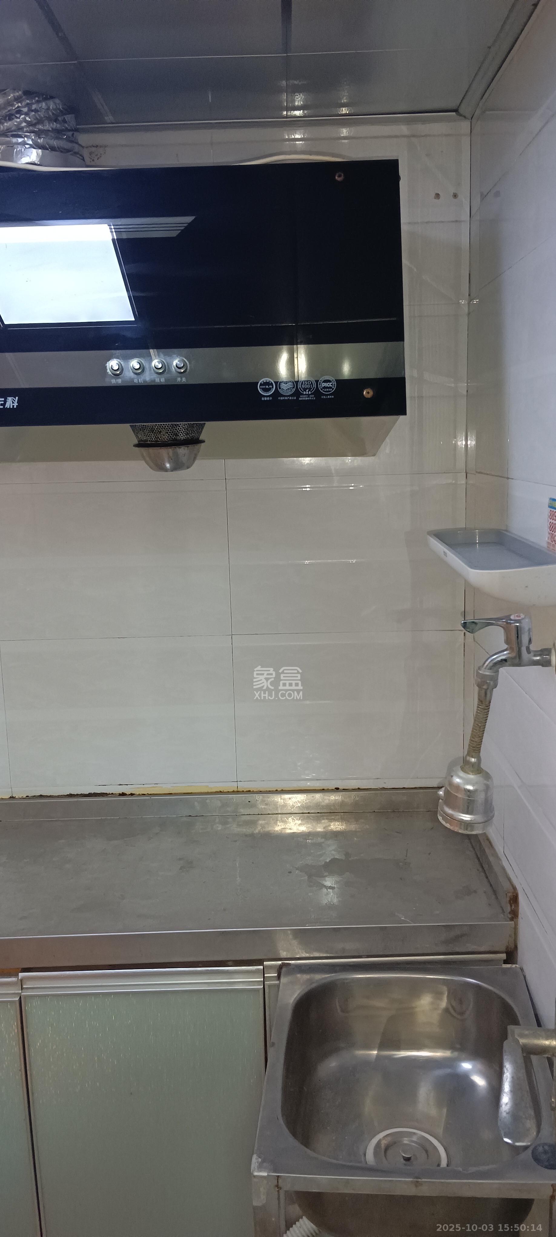 湖韵佳苑  1室0厅1卫    1000.0元/月室内图