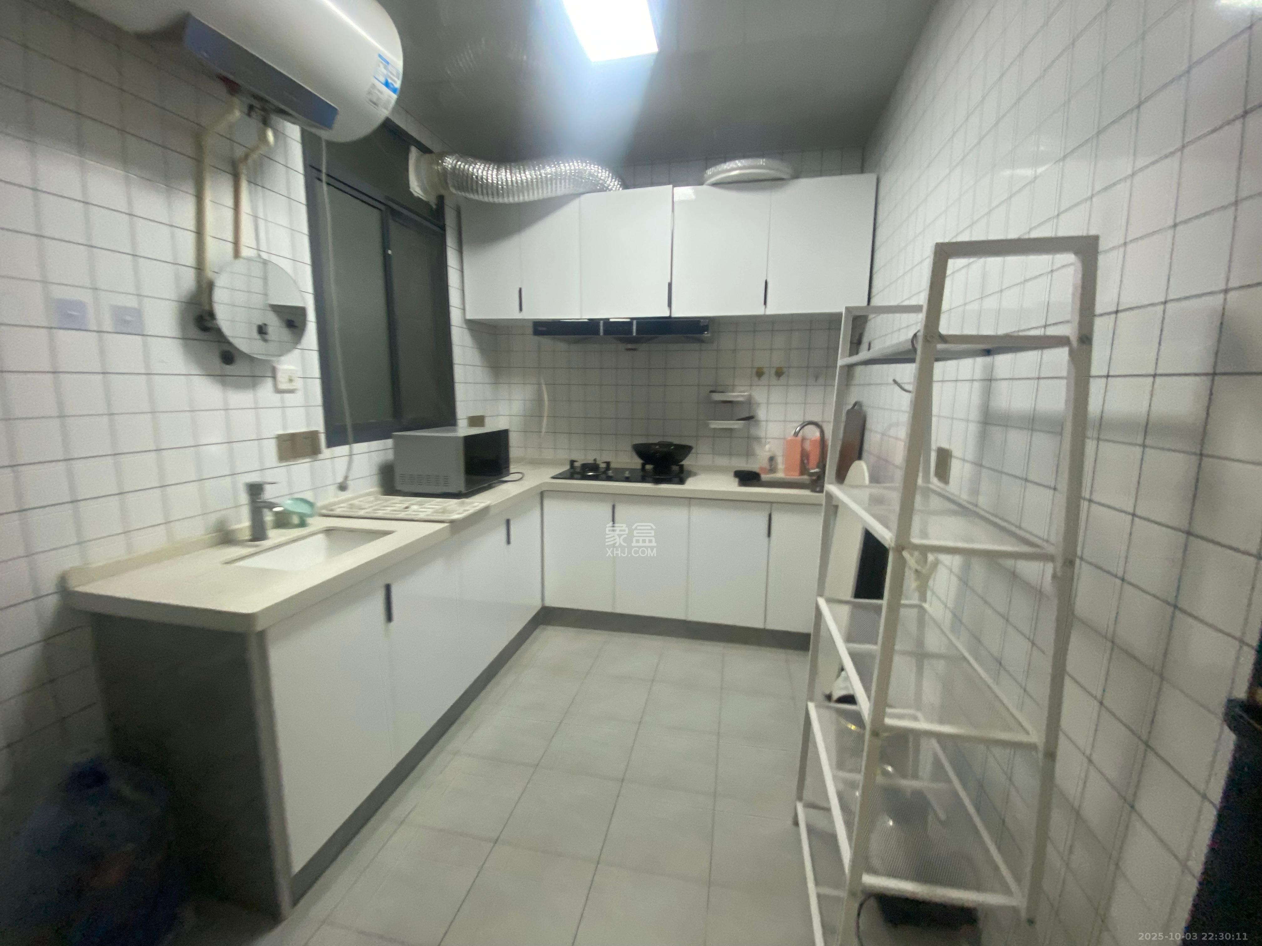 雨花区教师村  0室0厅0卫    1300.0元/月室内图