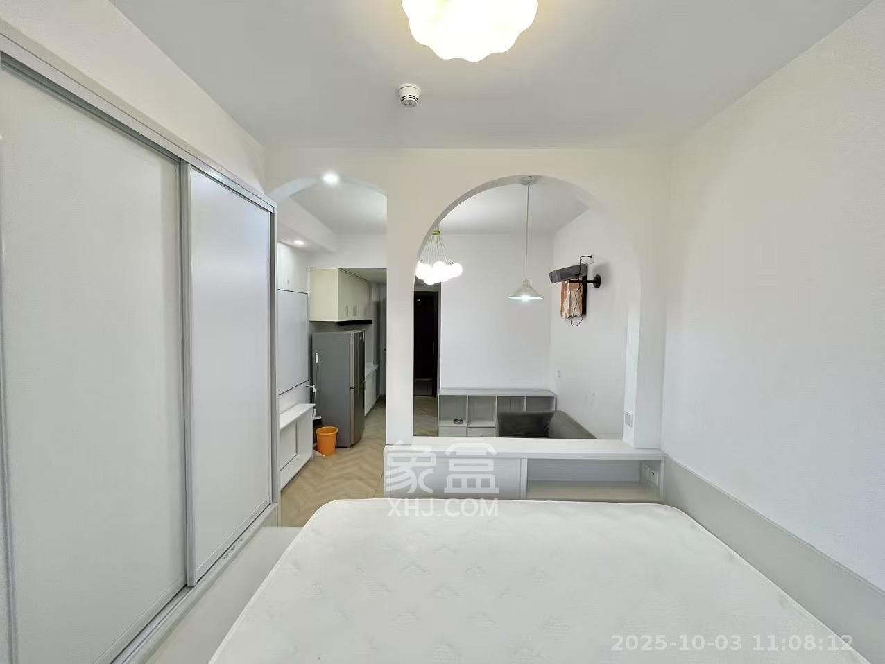 碧桂园城市之光  1室1厅1卫    1600.0元/月室内图