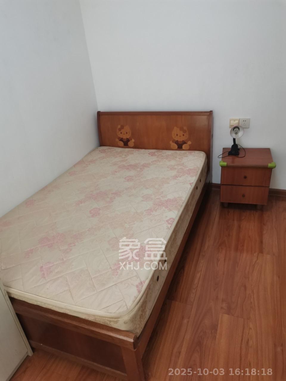 德馨园  2室1厅1卫   1700.00元/月室内图