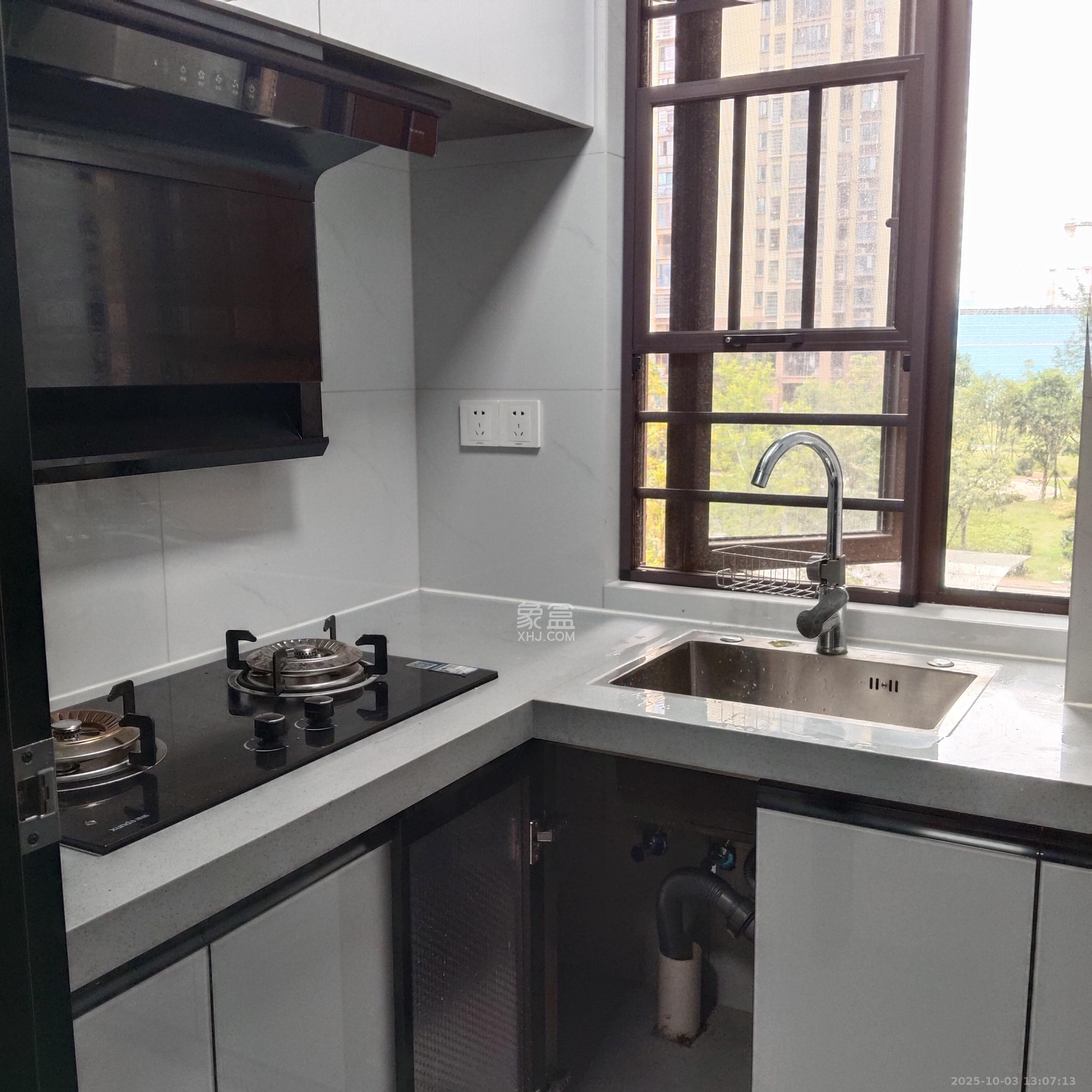 和润园三期 1室1厅1卫 1700.00元/月 和润园三期 1室1厅1卫 1700.00元/月室内图