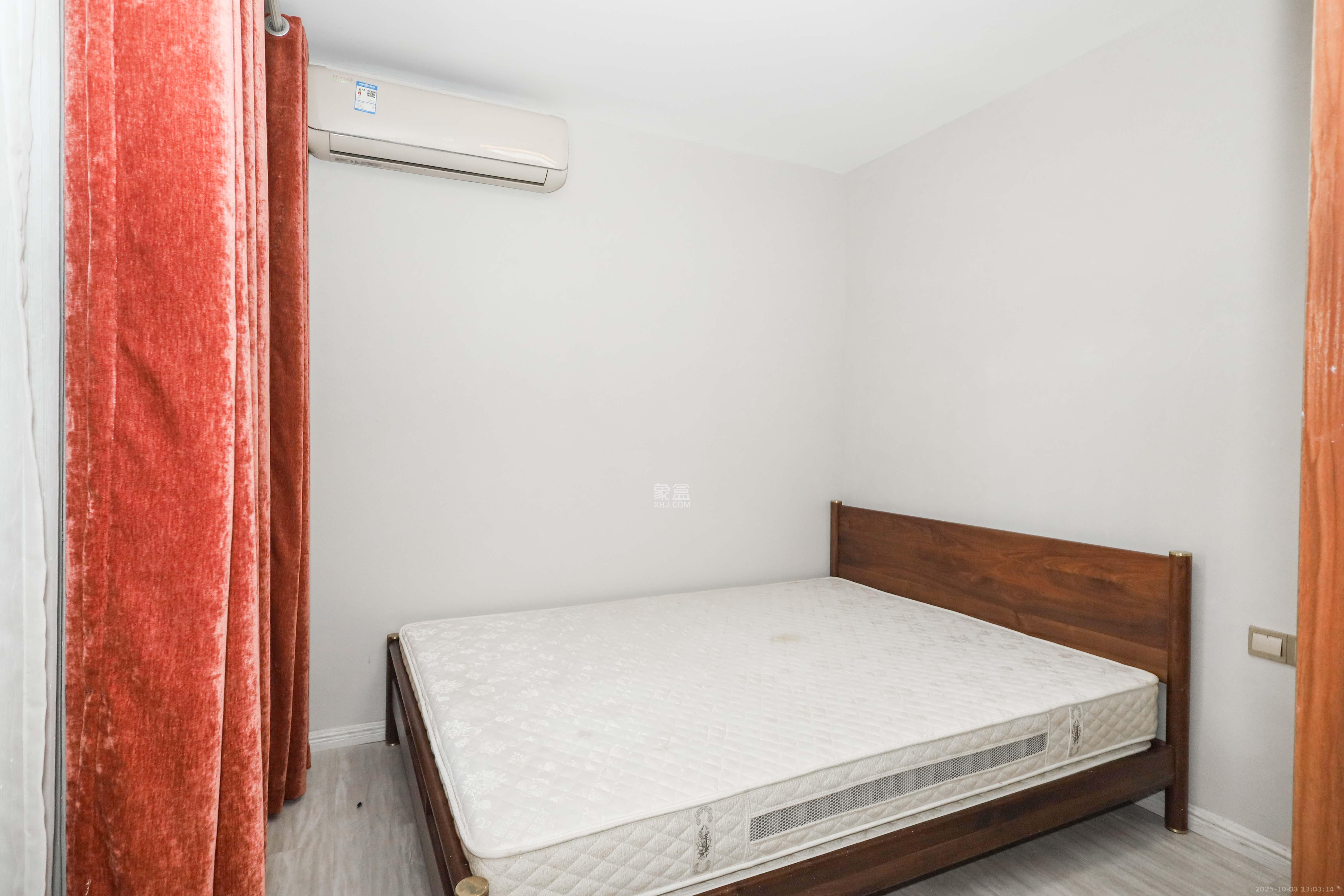 梅溪鑫苑名家 3室2厅1卫 82.0万 梅溪鑫苑名家 3室2厅1卫 82.0万卧室