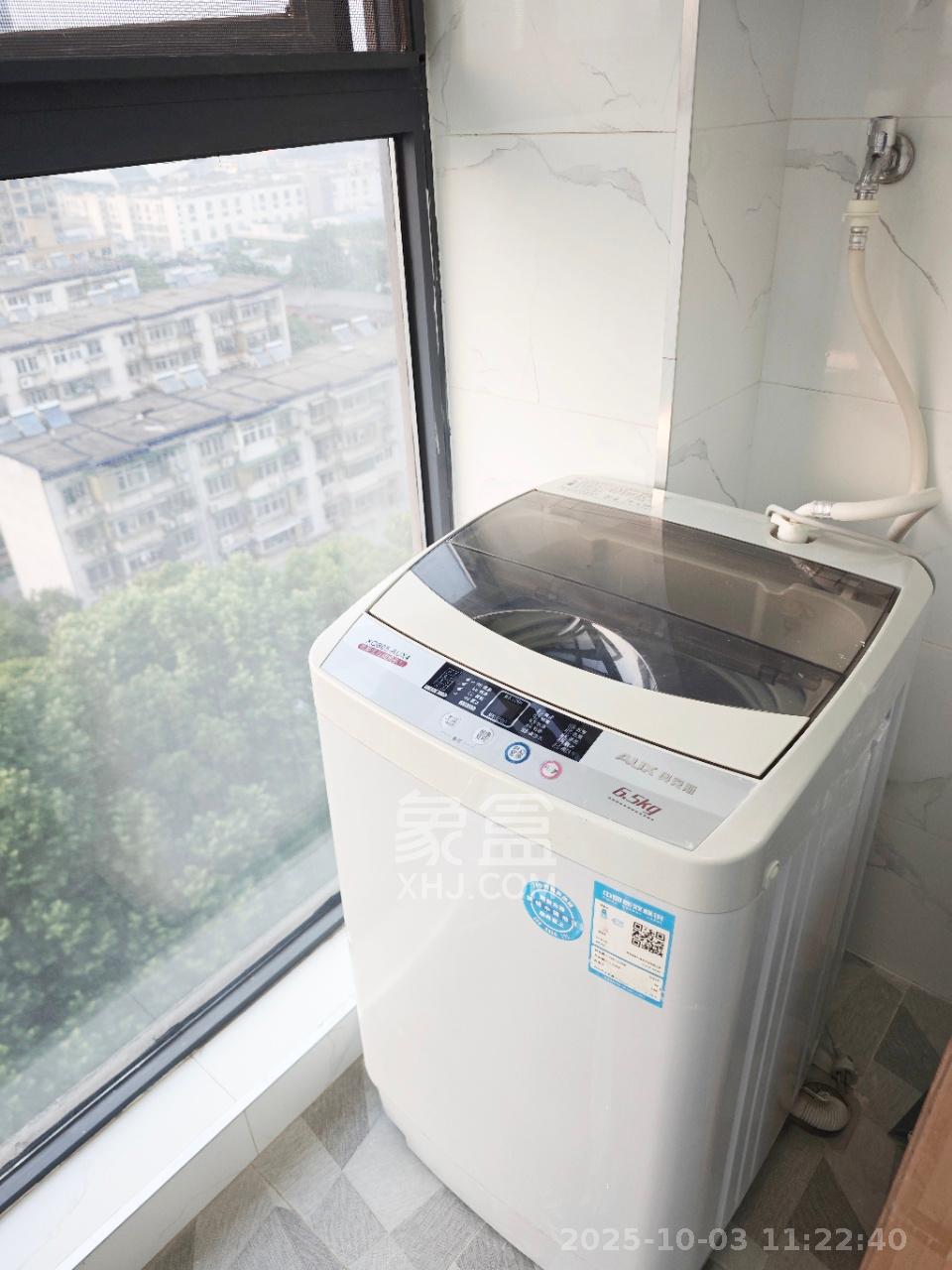 裕天国际商汇中心  1室1厅1卫   1600.00元/月室内图