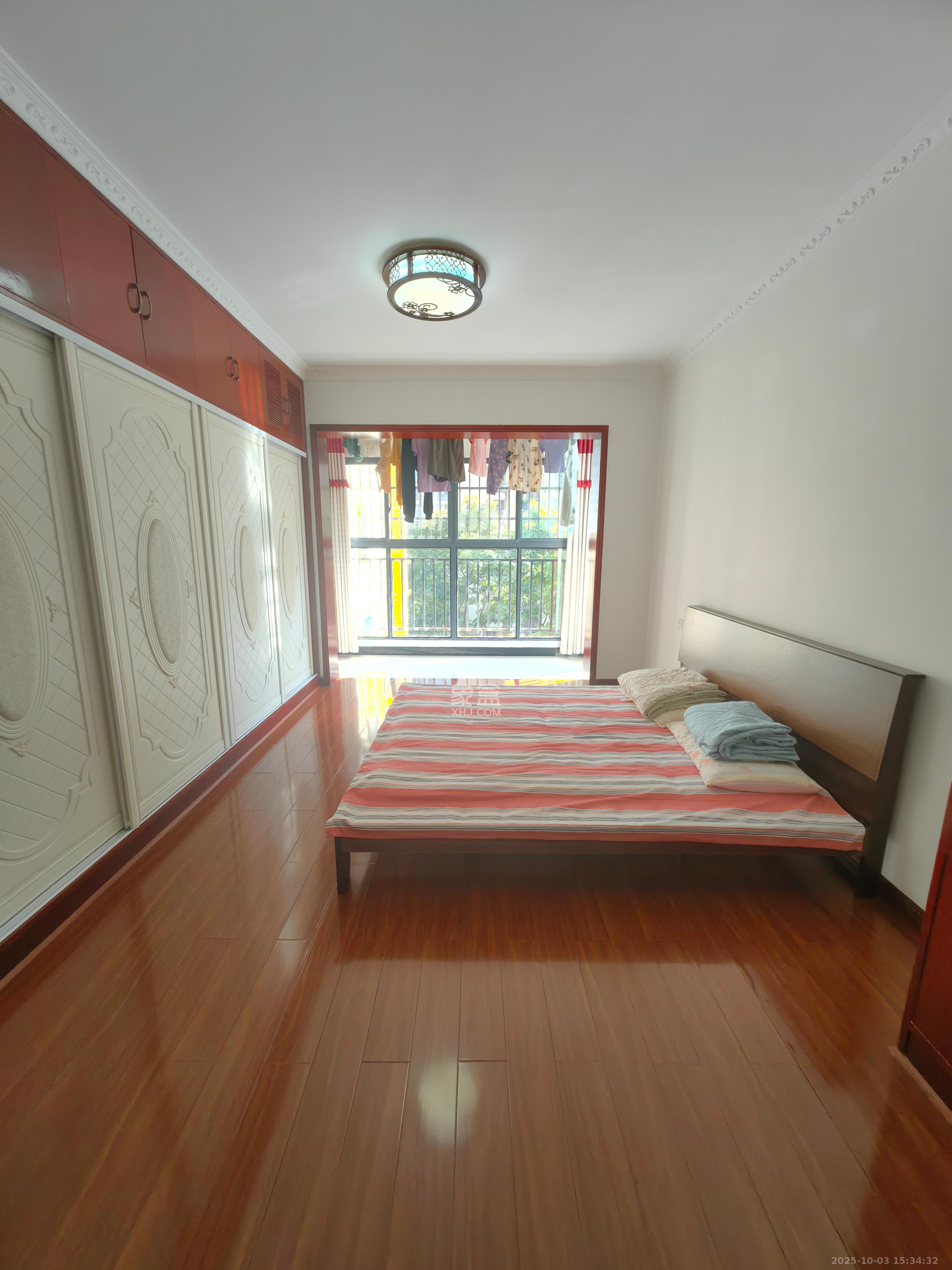 中建芙蓉嘉苑  3室2厅2卫    2300.0元/月室内图