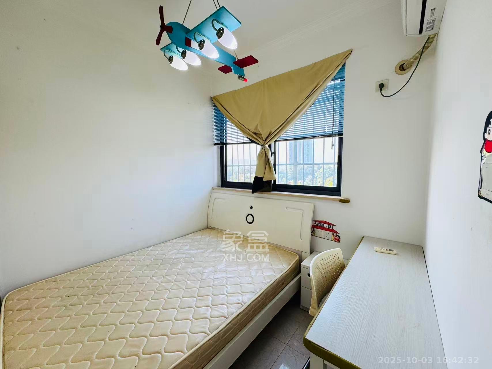 乾城(兴旺乾城) 1室2厅1卫 2700.0元/月 乾城(兴旺乾城) 1室2厅1卫 2700.0元/月室内图