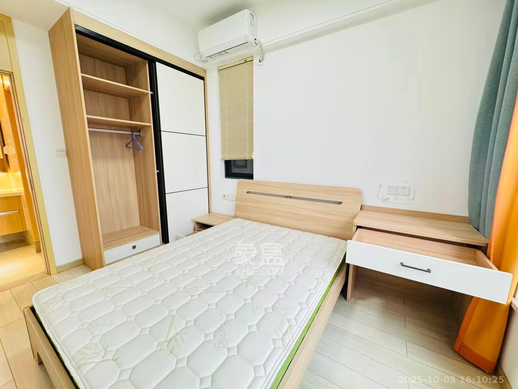 启迪协信中心  2室2厅1卫   2500.00元/月室内图