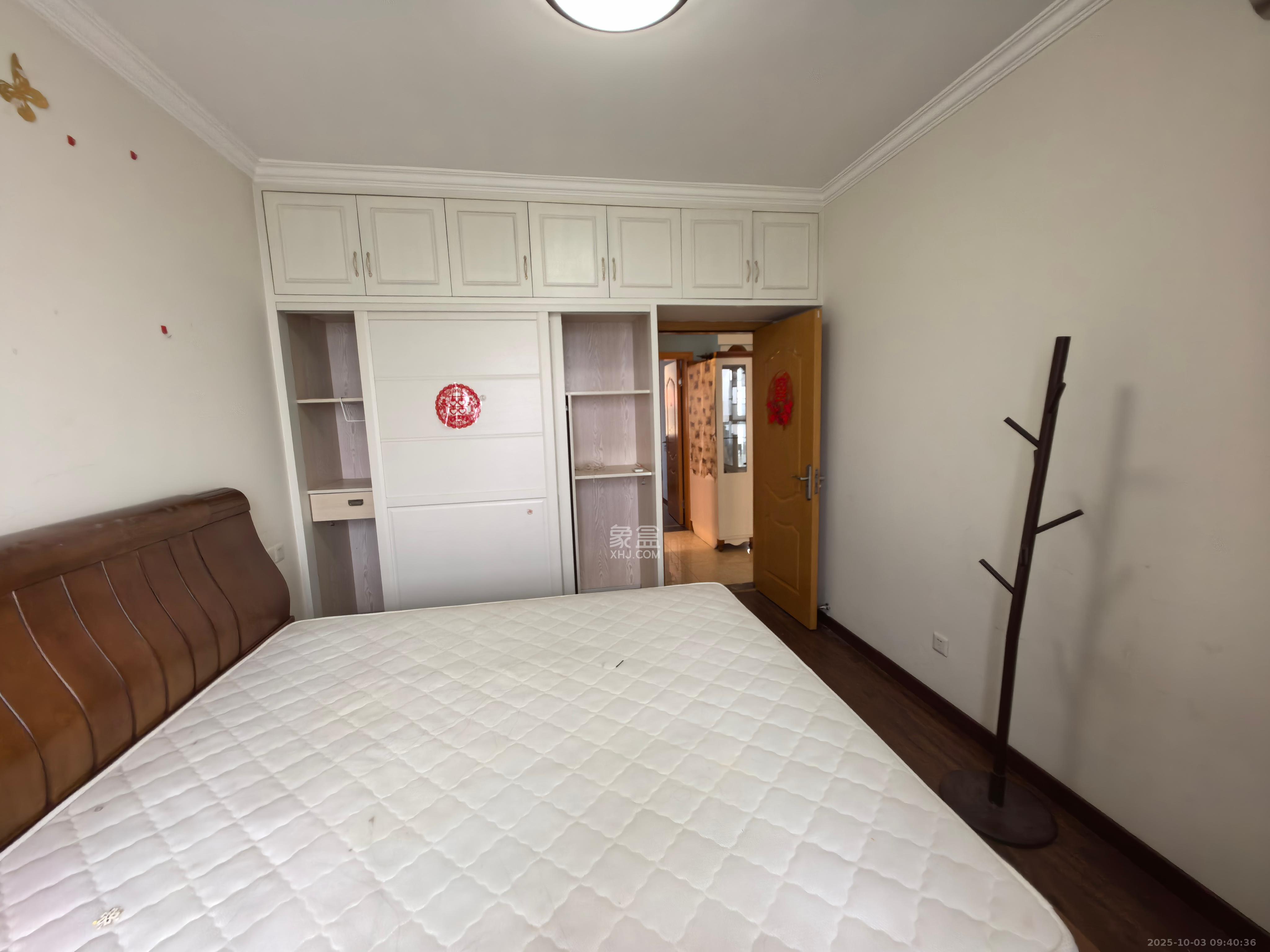 金地三千府（金地湖山樾、金地自在城）  3室2厅1卫    1800.0元/月室内图